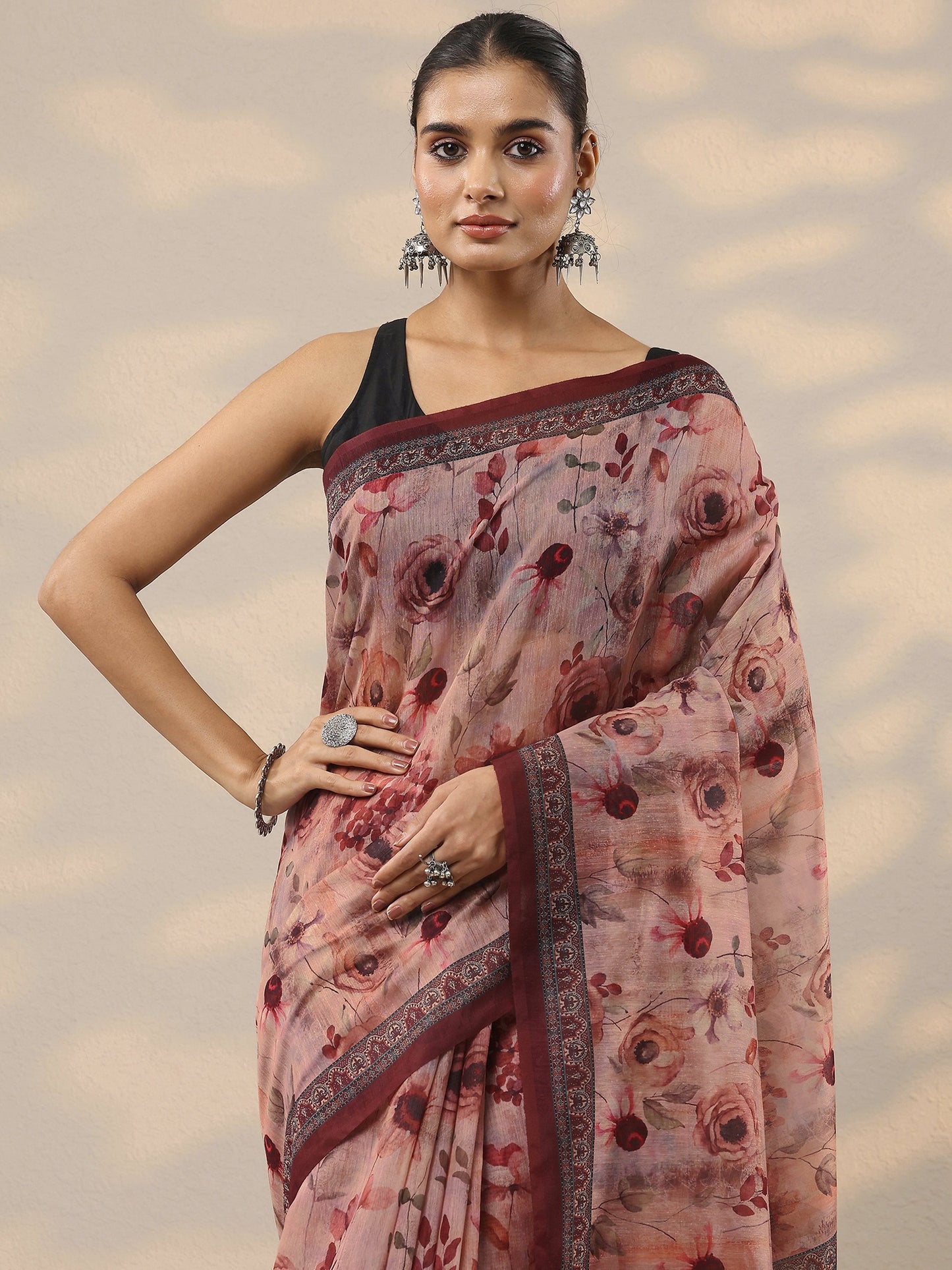 Brown Printed Silk Blend Saree With Unstitched Blouse Piece