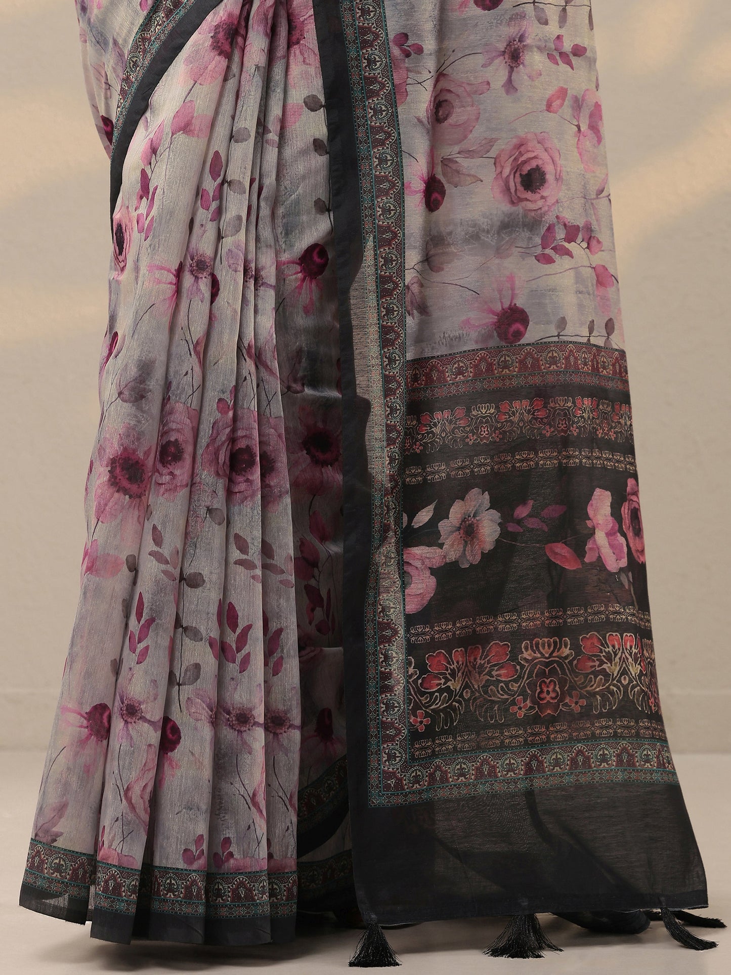 Grey Printed Silk Blend Saree With Unstitched Blouse Piece