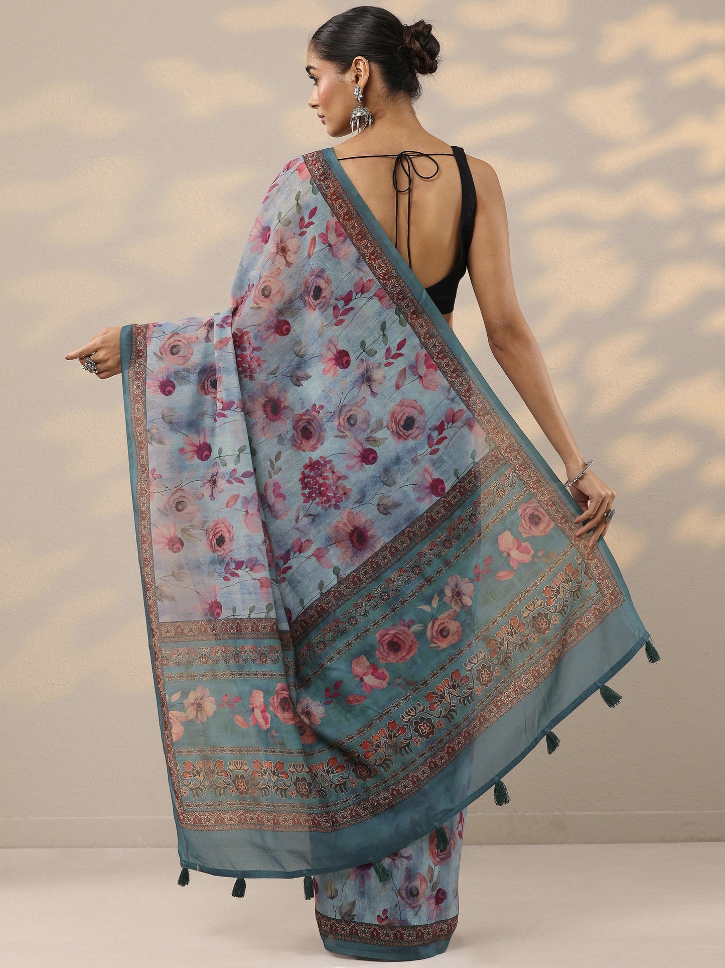 Blue Printed Silk Blend Saree With Unstitched Blouse Piece