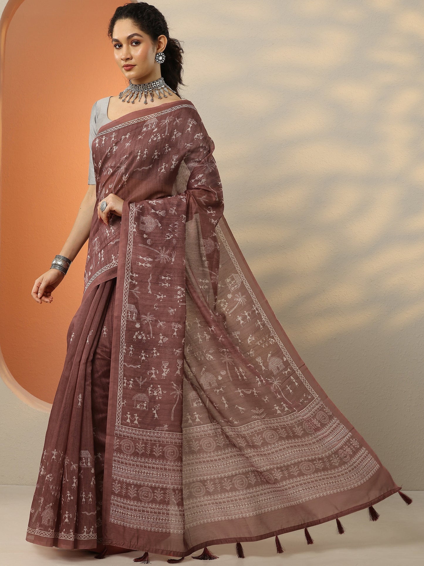 Brown Printed Silk Blend Saree With Unstitched Blouse Piece
