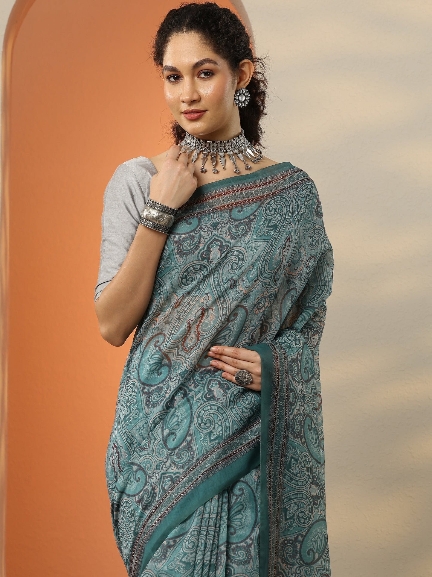 Green Printed Silk Blend Saree With Unstitched Blouse Piece