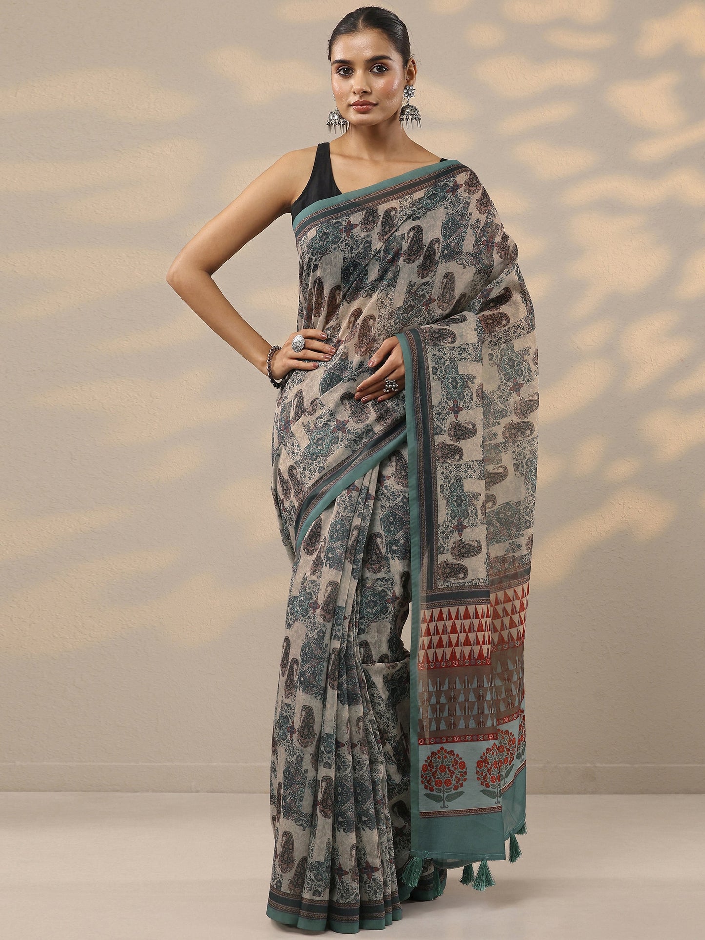 Green Printed Silk Blend Saree With Unstitched Blouse Piece
