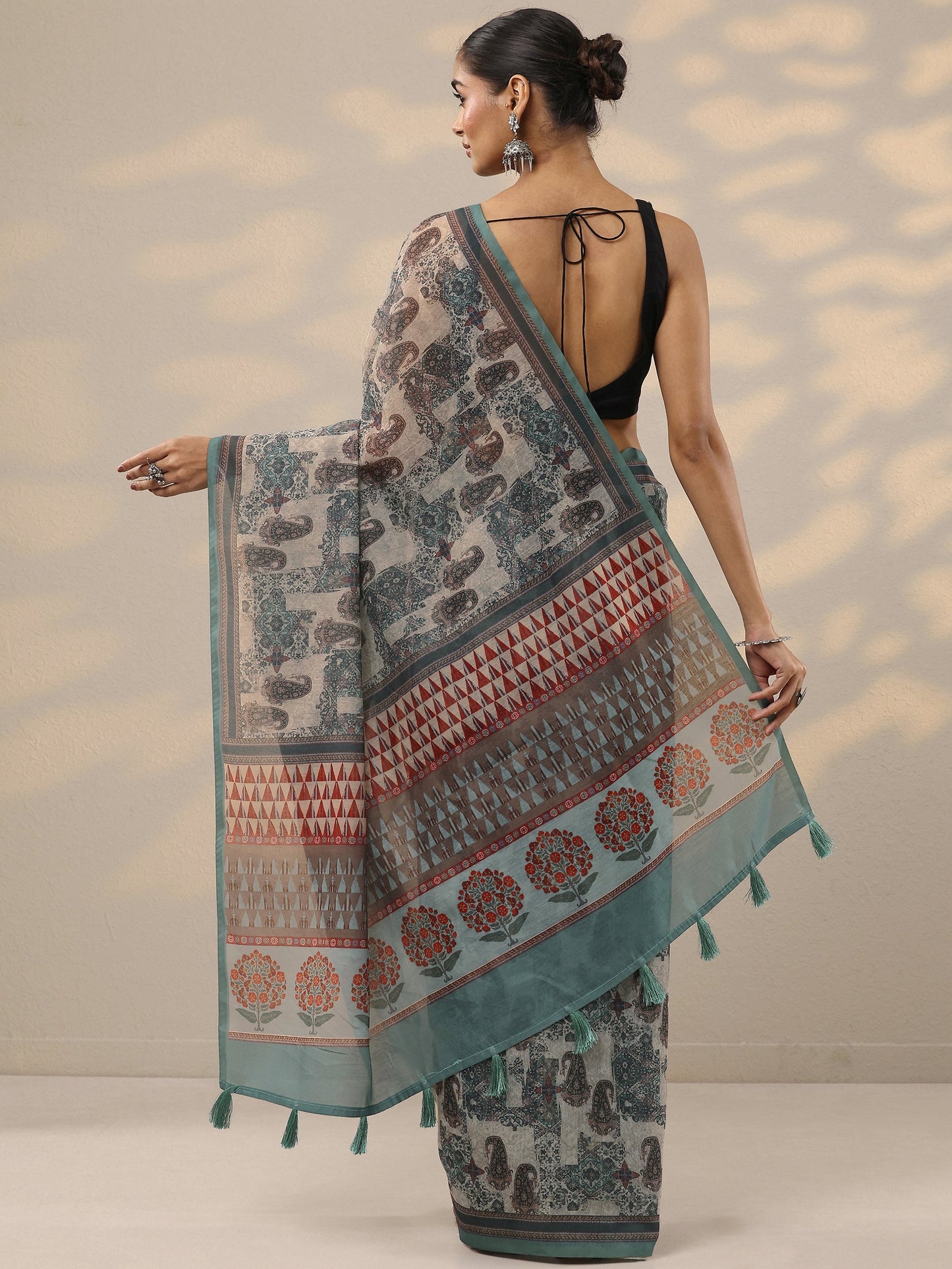 Green Printed Silk Blend Saree With Unstitched Blouse Piece