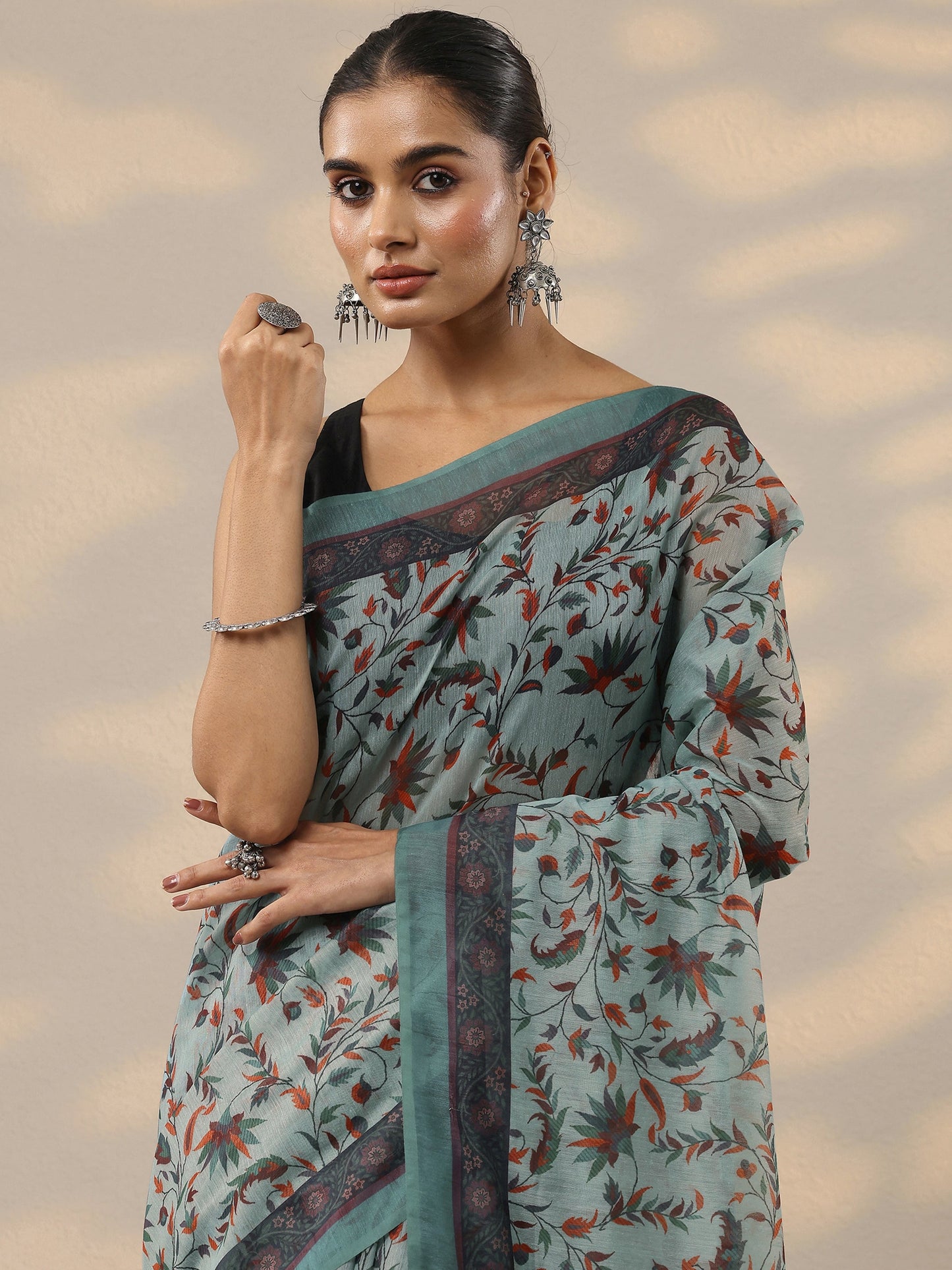 Blue Printed Silk Blend Saree With Unstitched Blouse Piece