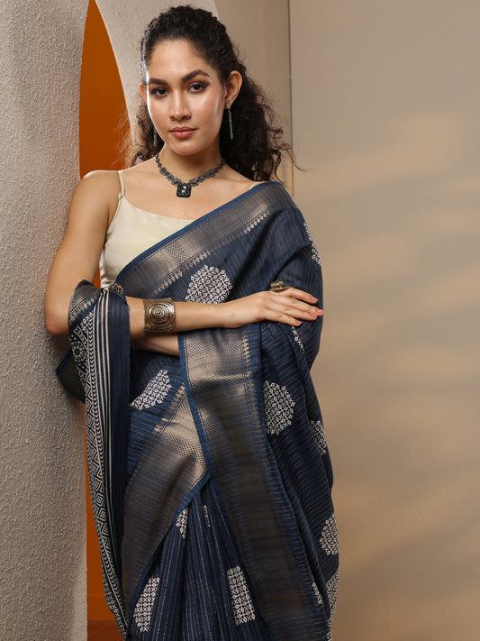 Navy Blue Printed Silk Blend Saree With Unstitched Blouse Piece