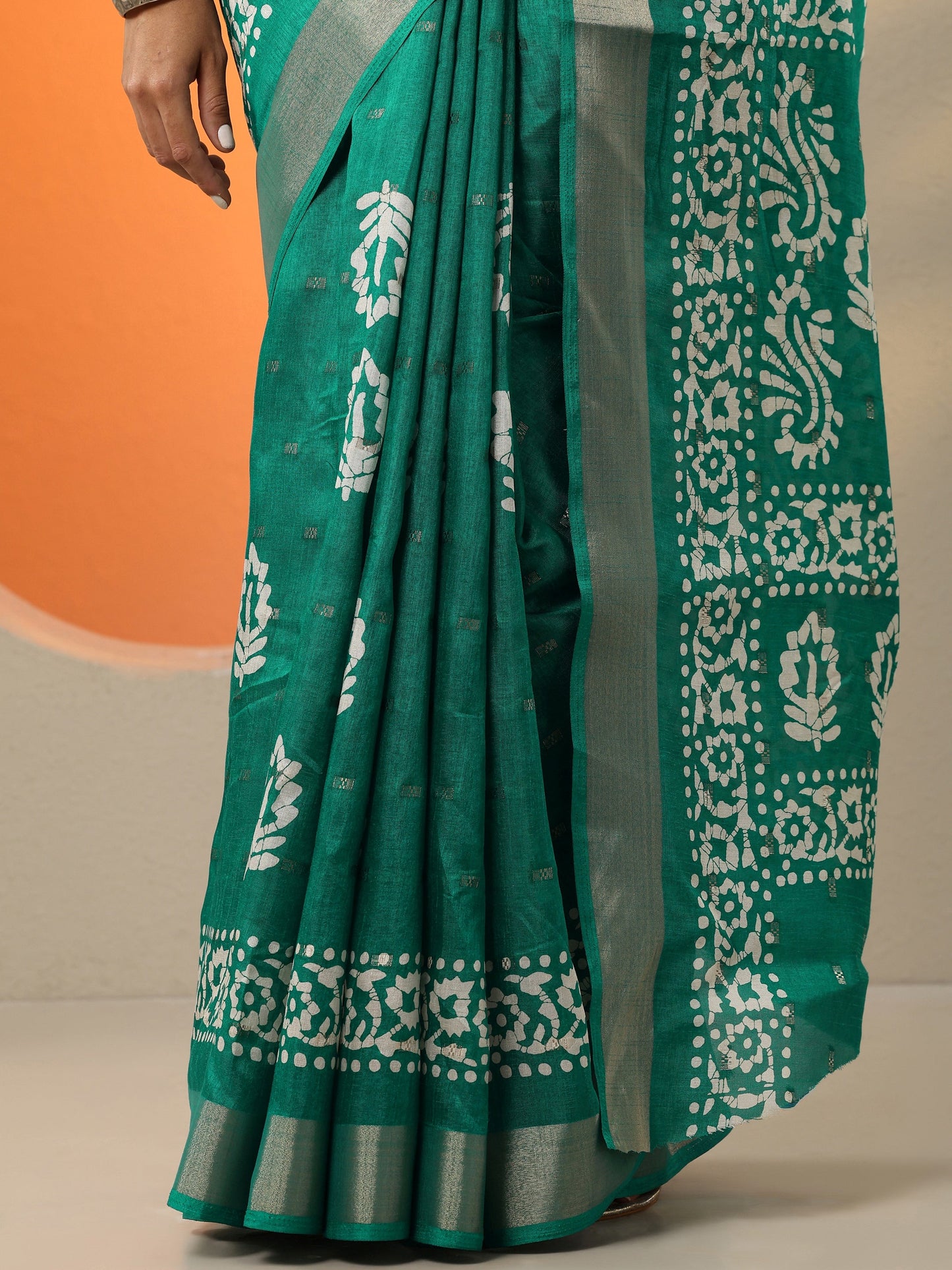 Green Printed Silk Blend Saree With Unstitched Blouse Piece