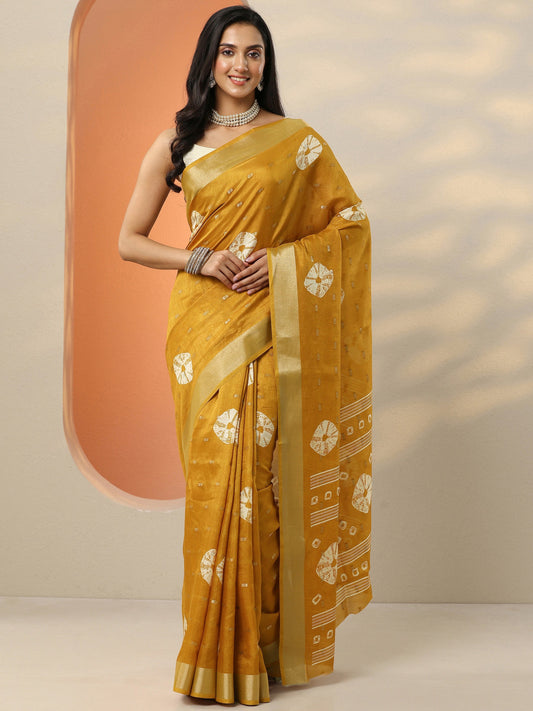 Mustard Printed Silk Blend Saree With Unstitched Blouse Piece