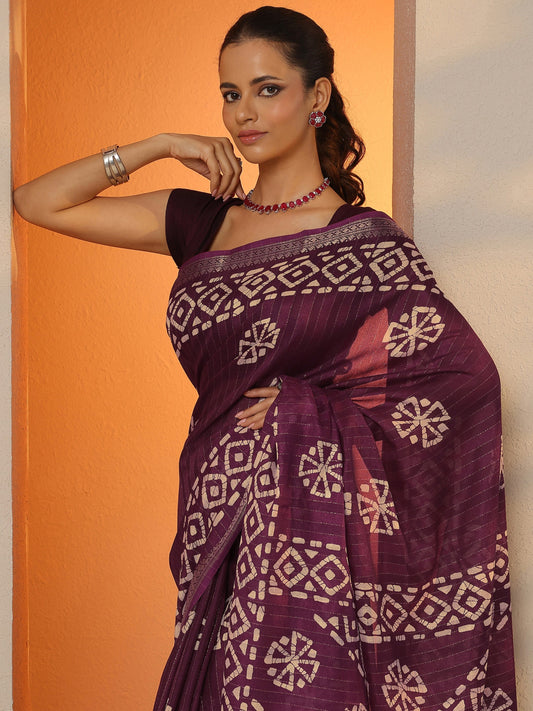 Maroon Printed Silk Blend Saree With Unstitched Blouse Piece