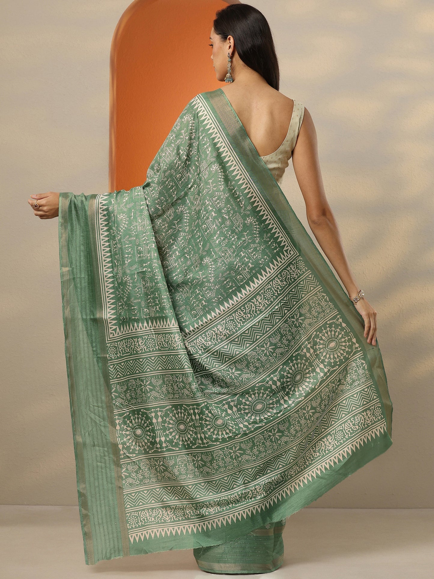 Green Printed Silk Blend Saree With Unstitched Blouse Piece
