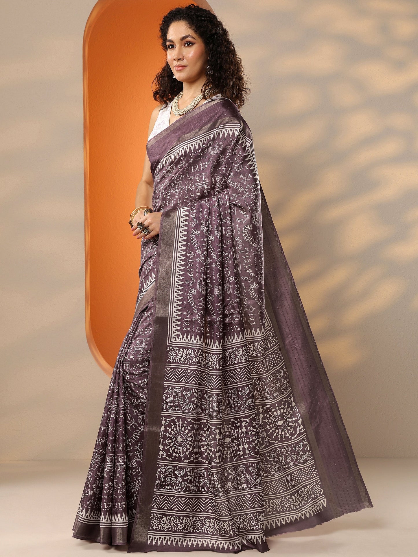 Purple Printed Silk Blend Saree With Unstitched Blouse Piece