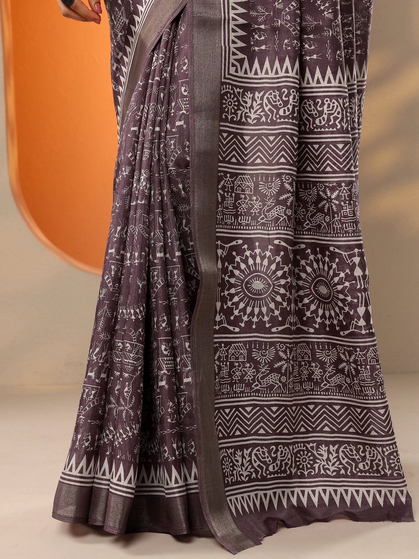 Purple Printed Silk Blend Saree With Unstitched Blouse Piece