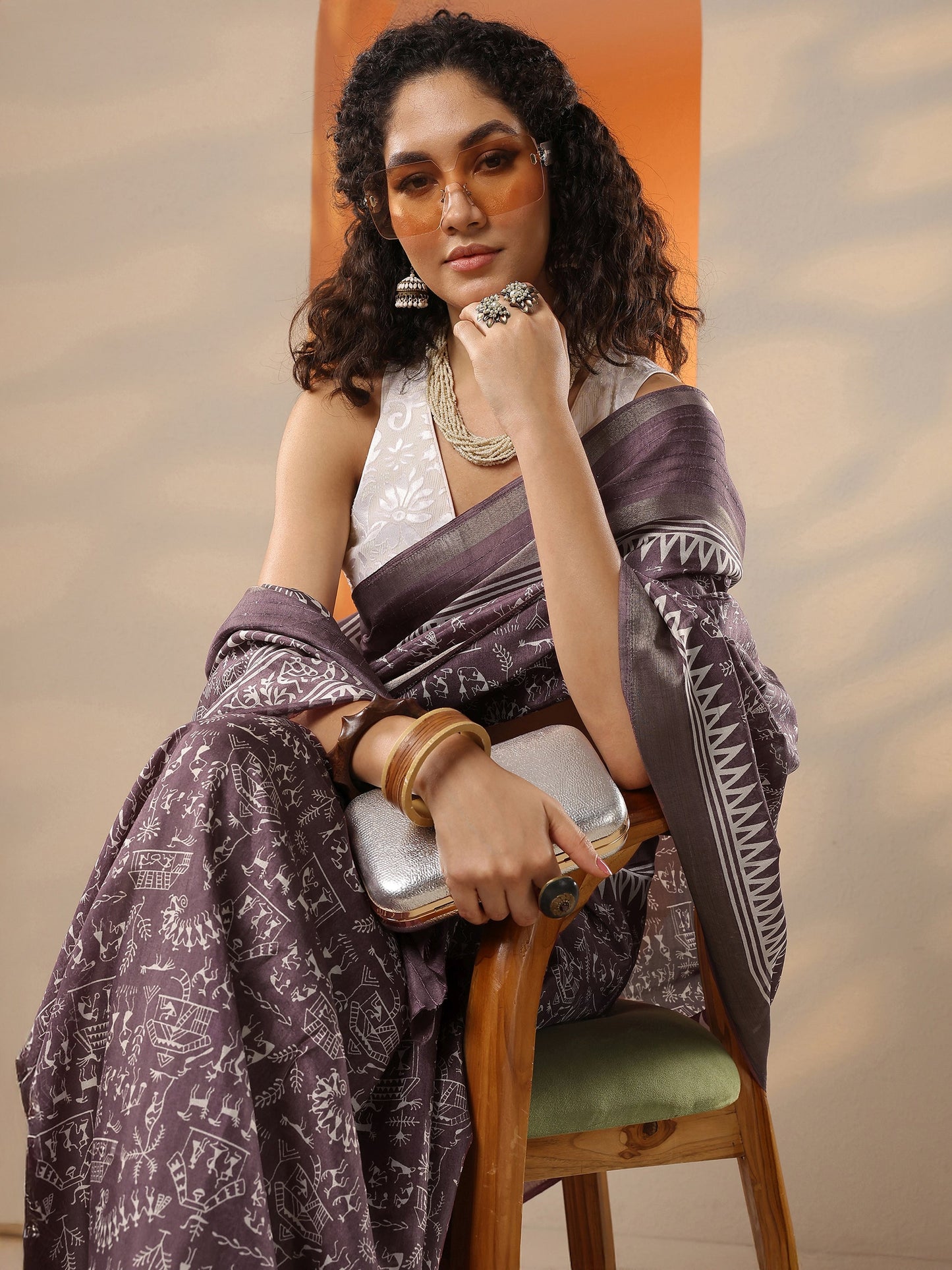 Purple Printed Silk Blend Saree With Unstitched Blouse Piece