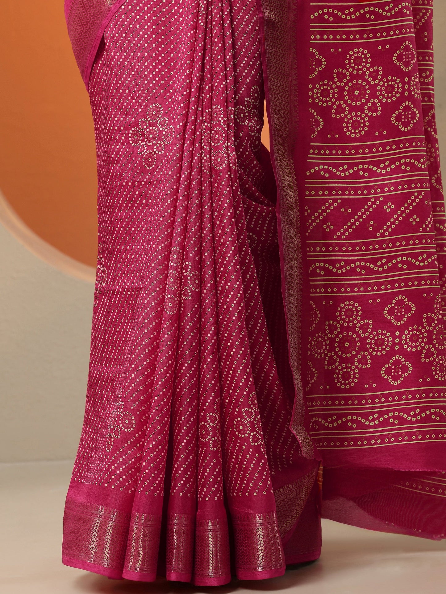 Coral Bandhani Printed Silk Blend Saree With Unstitched Blouse Piece