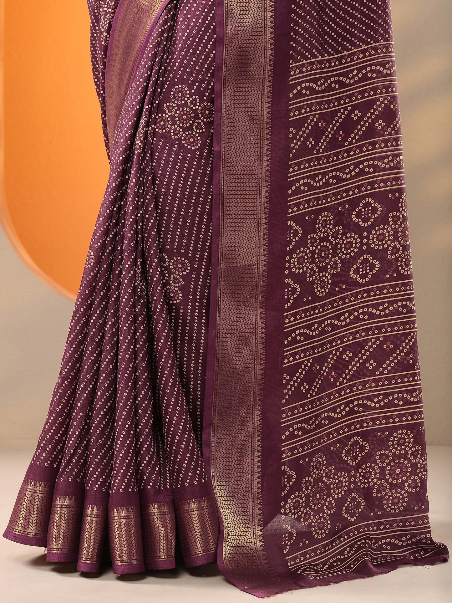Burgundy Bandhani Printed Silk Blend Saree With Unstitched Blouse Piece