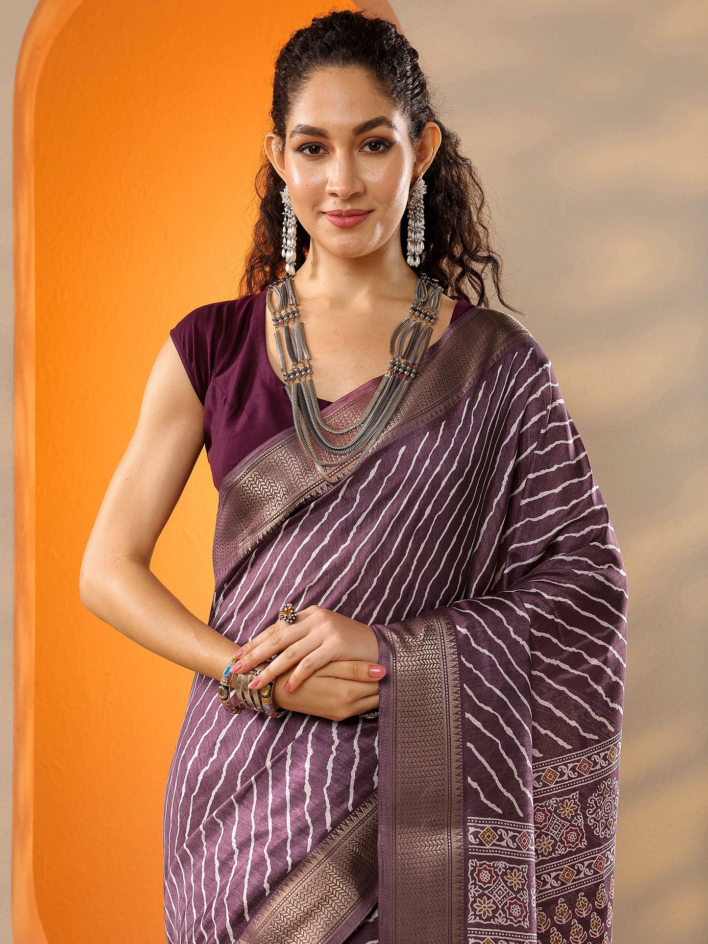 Mauve Leheriya Printed Silk Blend Saree With Unstitched Blouse Piece