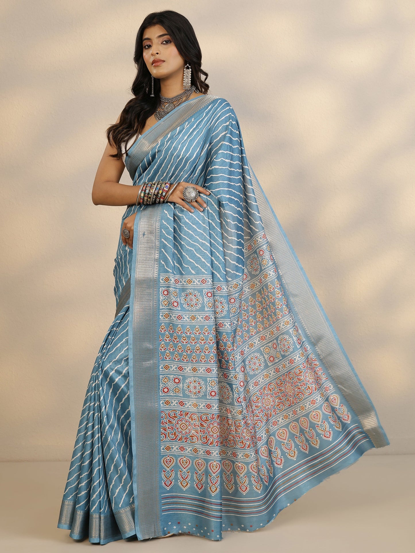 Blue Leheriya Printed Silk Blend Saree With Unstitched Blouse Piece