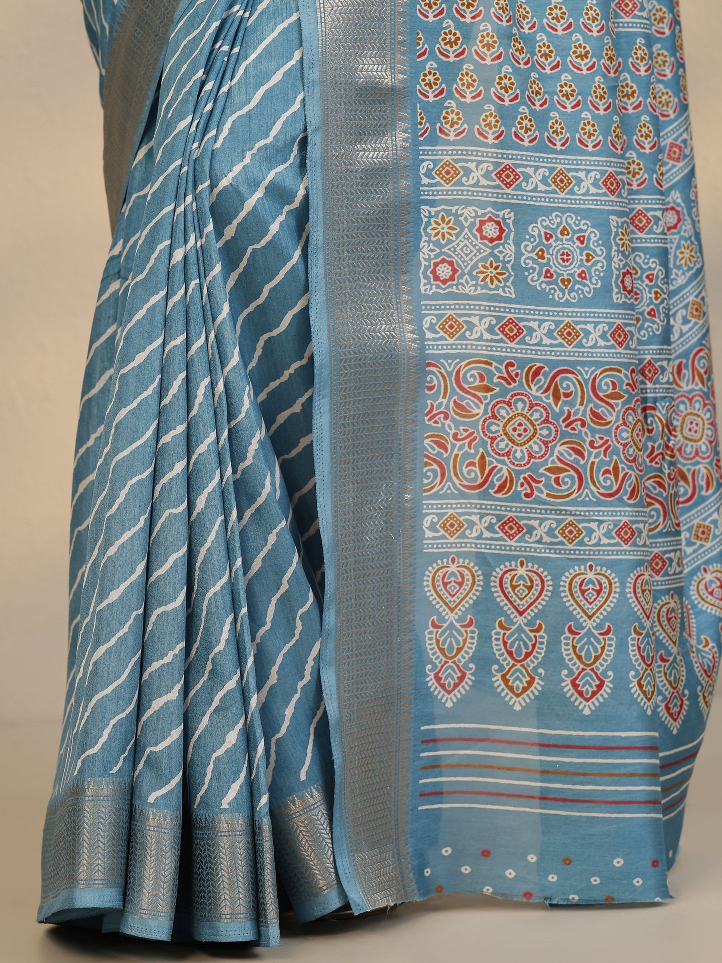 Blue Leheriya Printed Silk Blend Saree With Unstitched Blouse Piece