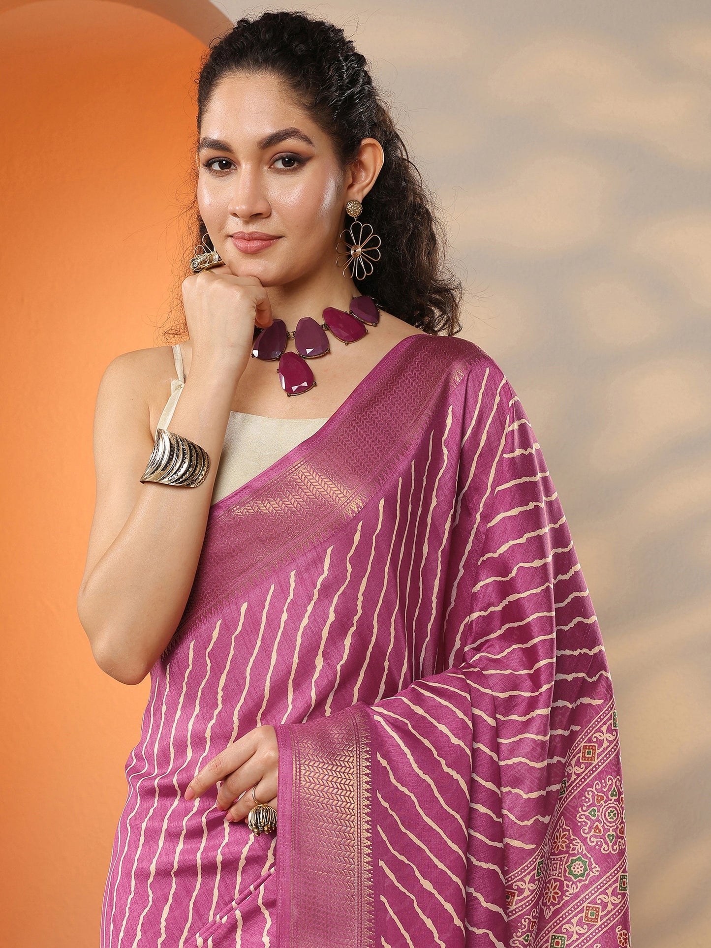 Pink Leheriya Printed Silk Blend Saree With Unstitched Blouse Piece