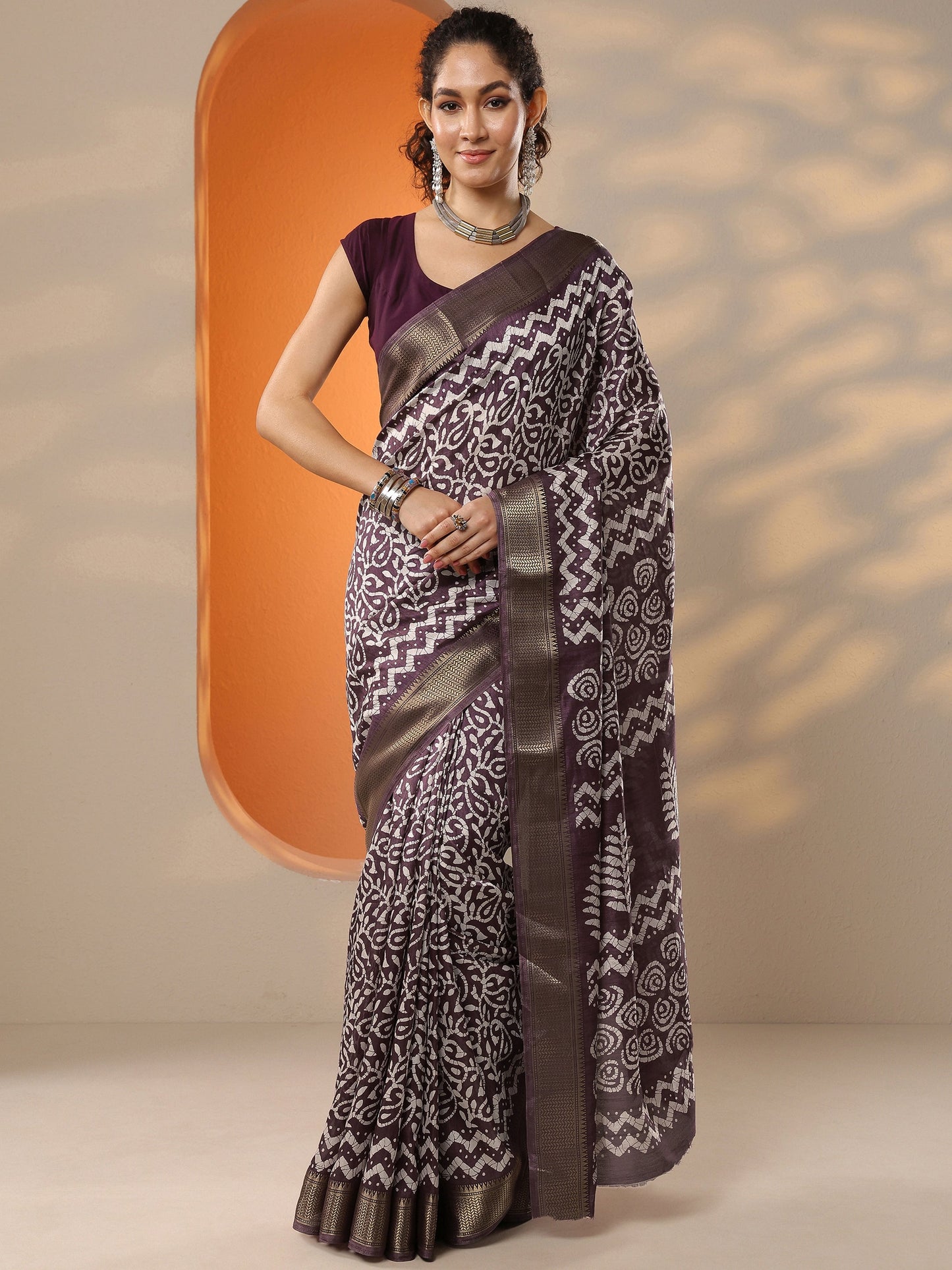 Burgundy Batik Printed Silk Blend Saree With Unstitched Blouse Piece