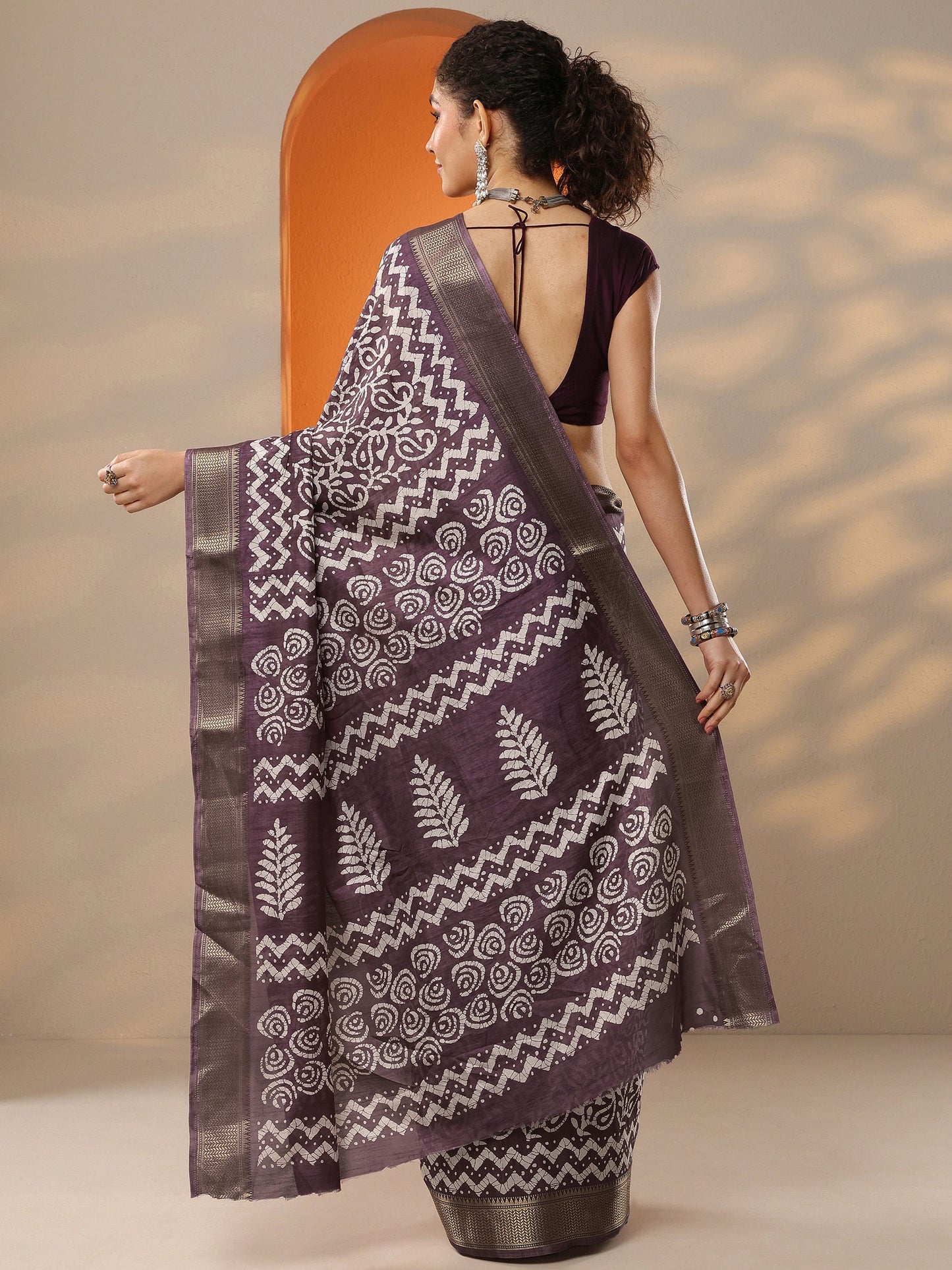Burgundy Batik Printed Silk Blend Saree With Unstitched Blouse Piece