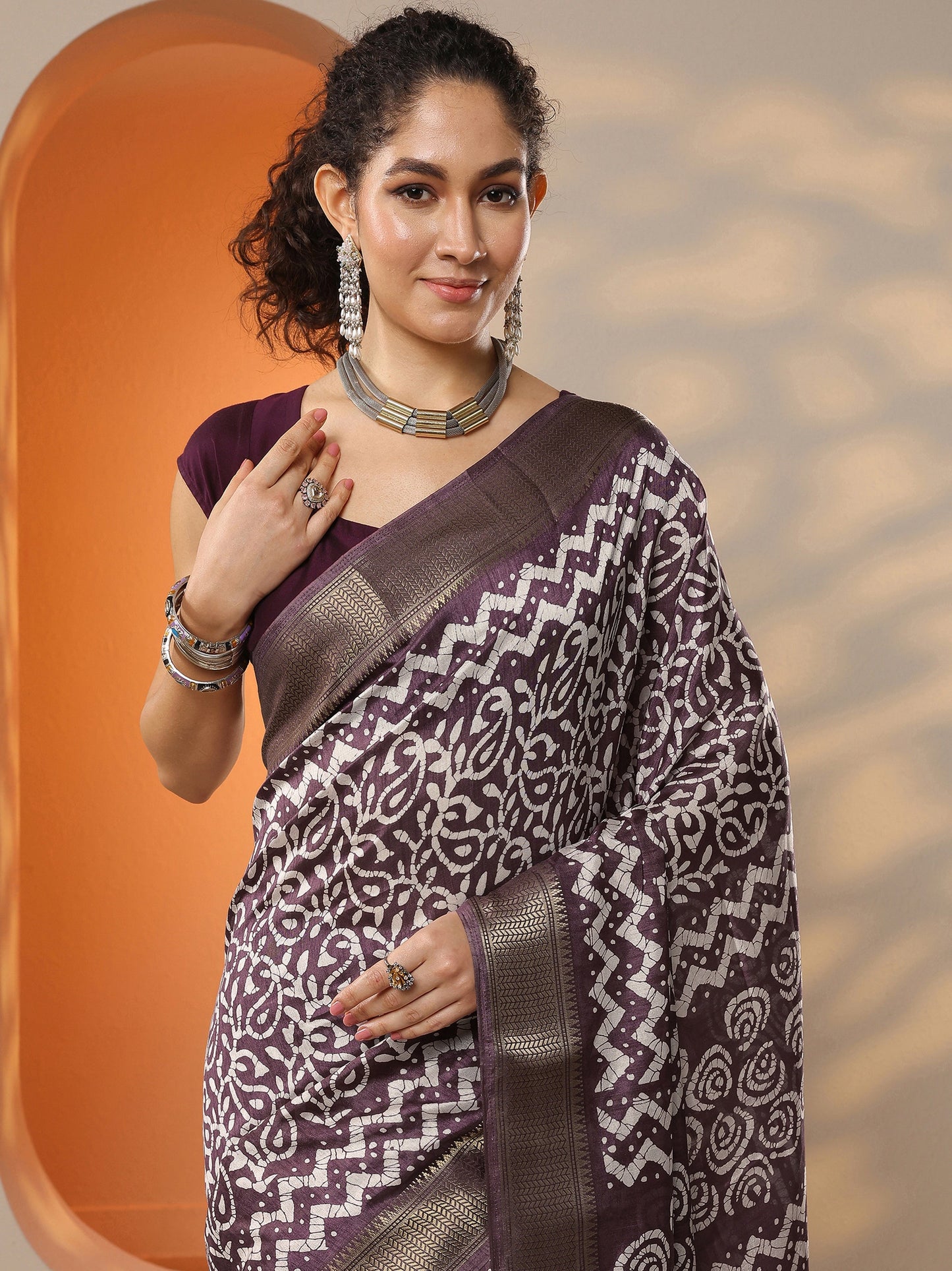 Burgundy Batik Printed Silk Blend Saree With Unstitched Blouse Piece