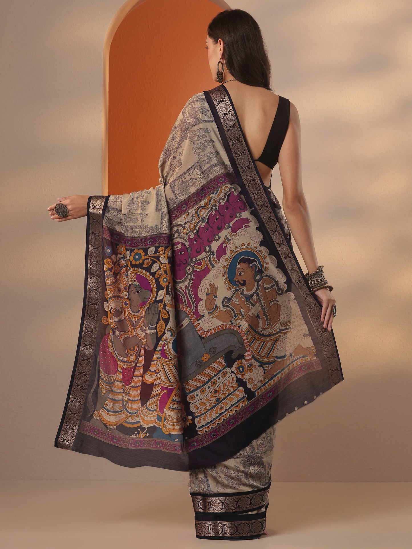 Beige Printed Silk Blend Saree With Unstitched Blouse Piece