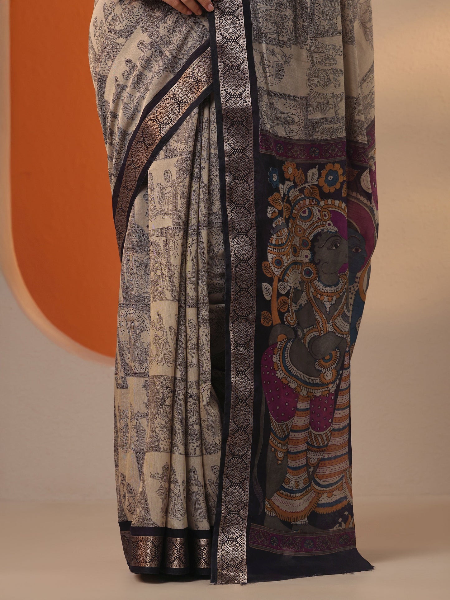 Beige Printed Silk Blend Saree With Unstitched Blouse Piece