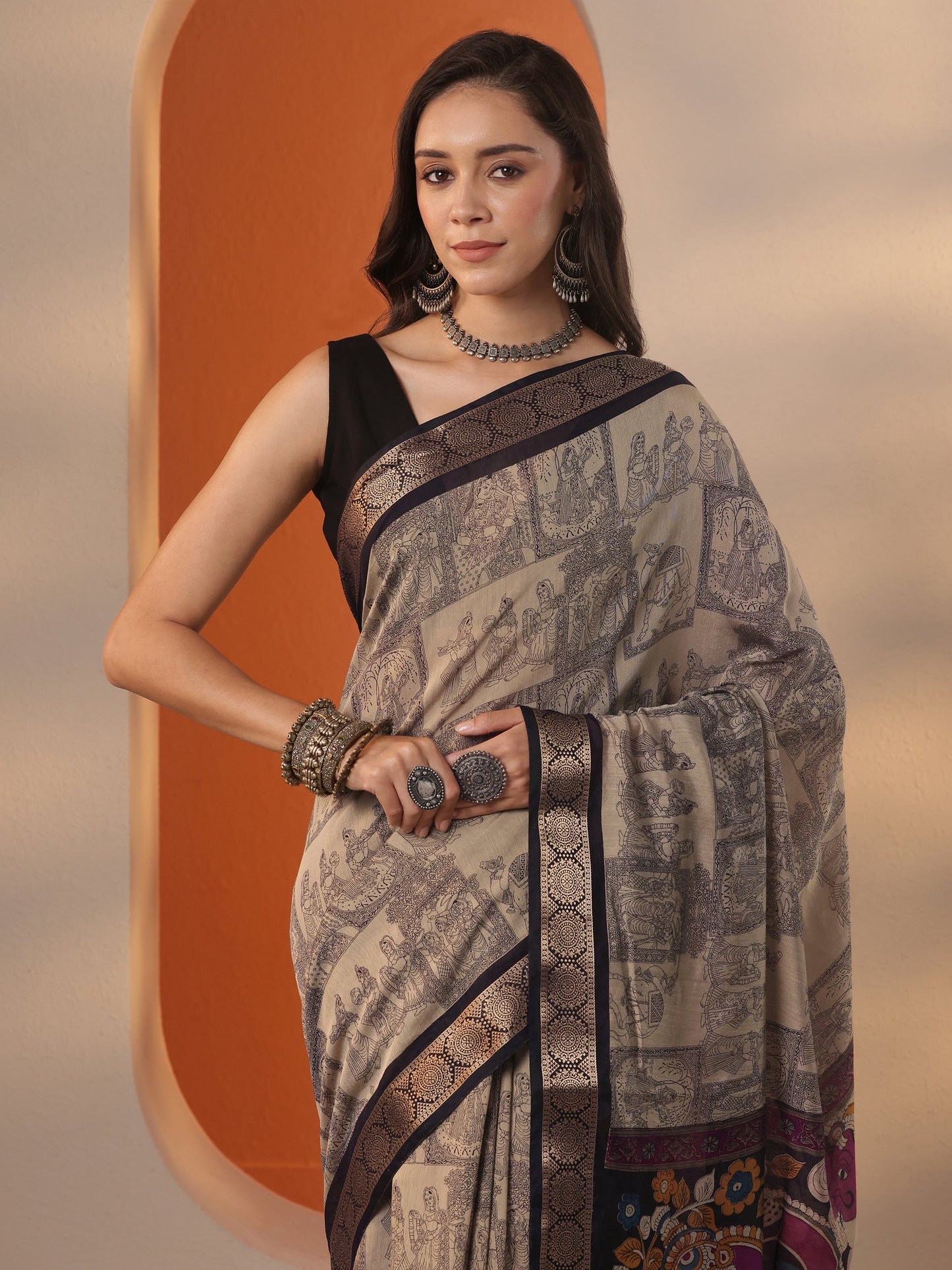 Beige Printed Silk Blend Saree With Unstitched Blouse Piece