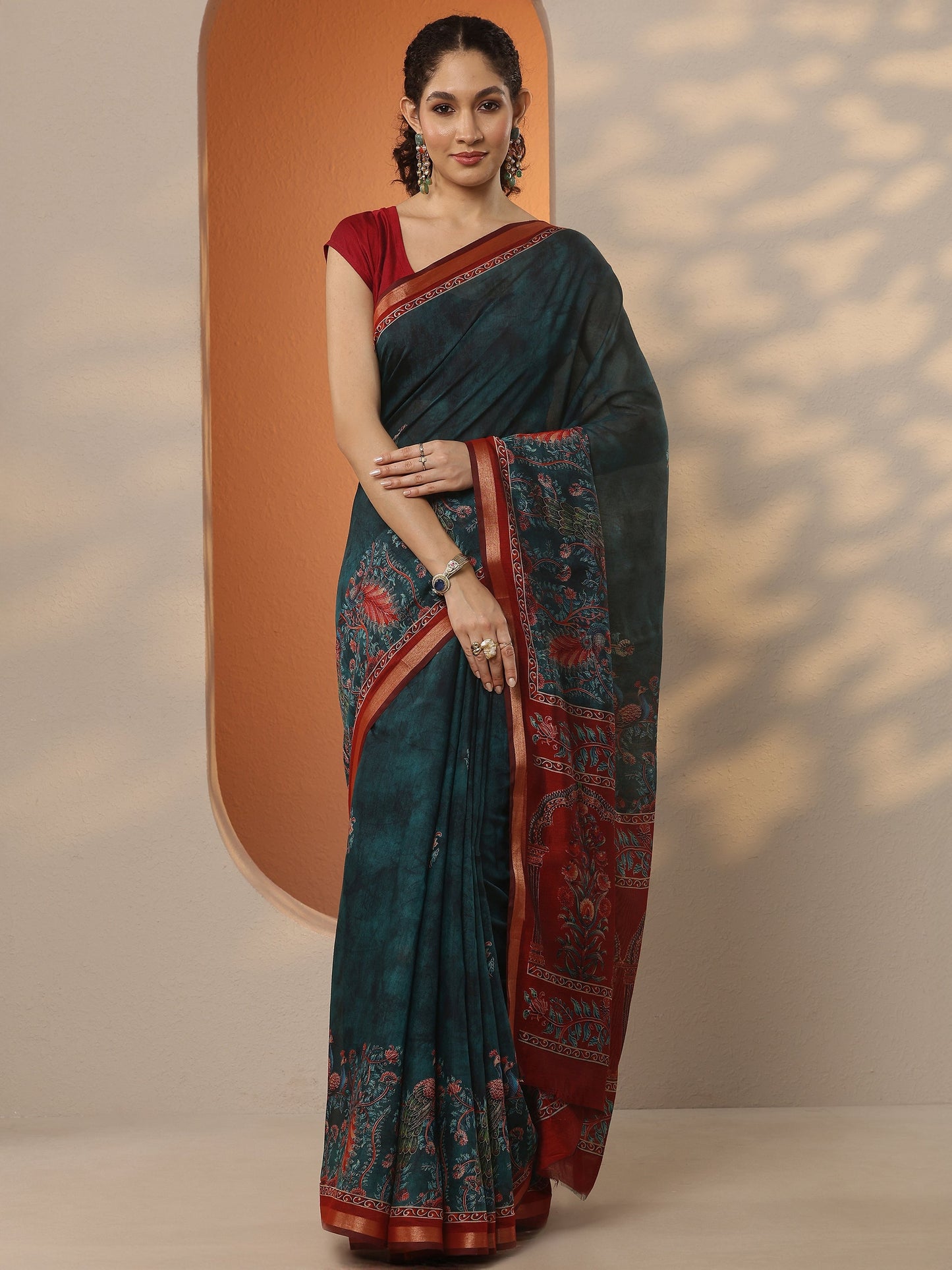 Teal Printed Silk Blend Saree With Unstitched Blouse Piece