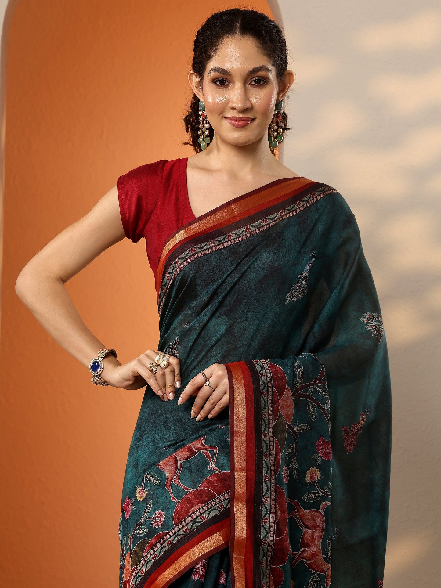 Green Printed Silk Blend Saree With Unstitched Blouse Piece