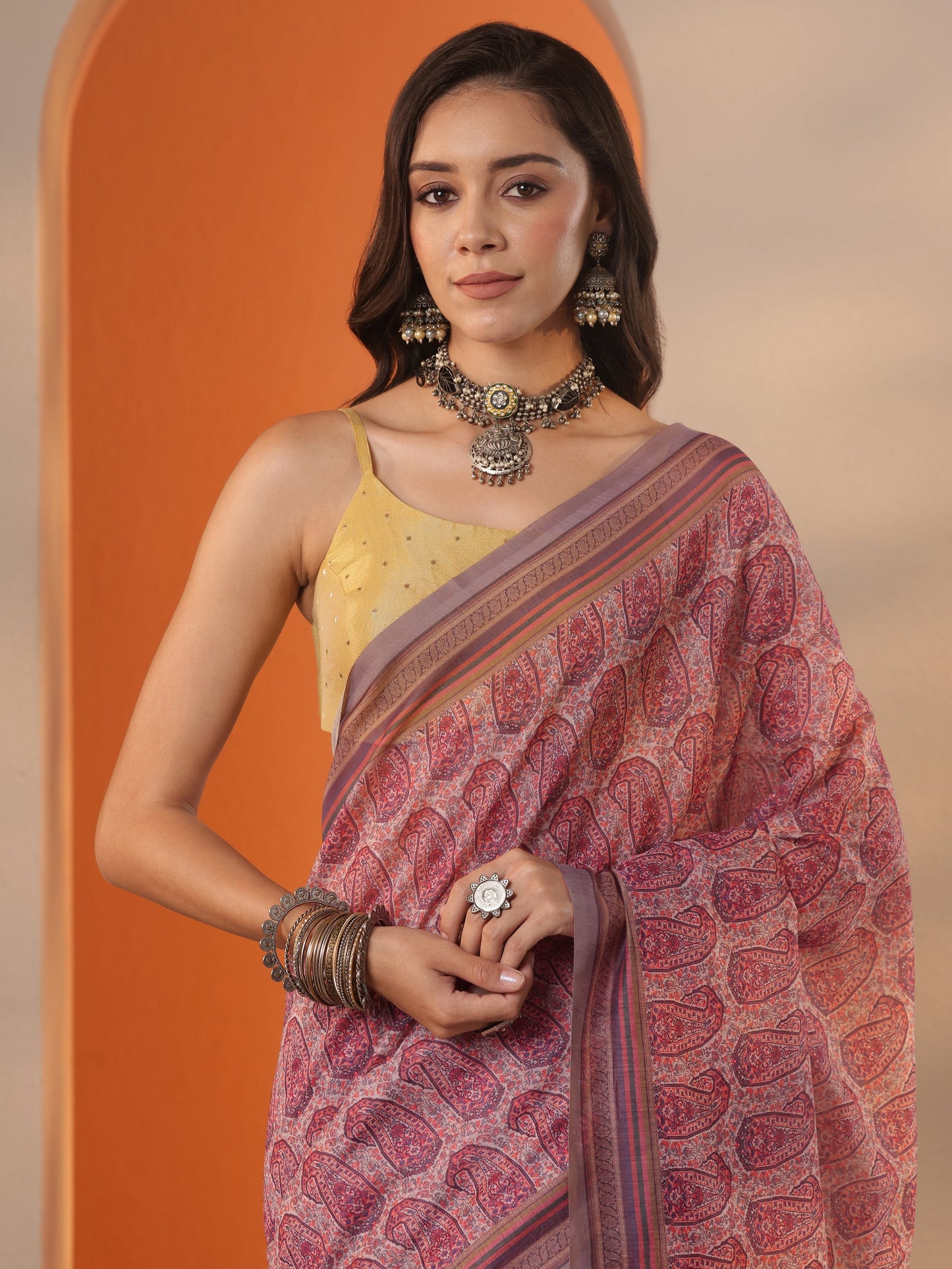 Grey Printed Silk Blend Saree With Unstitched Blouse Piece