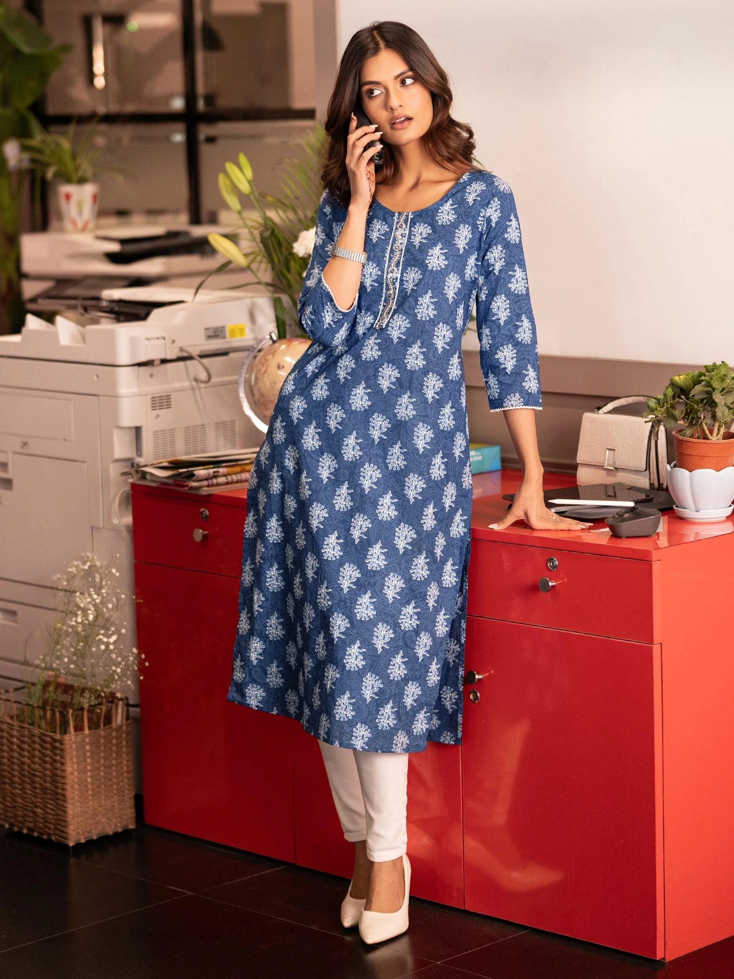 Blue Printed Cotton Straight Kurta