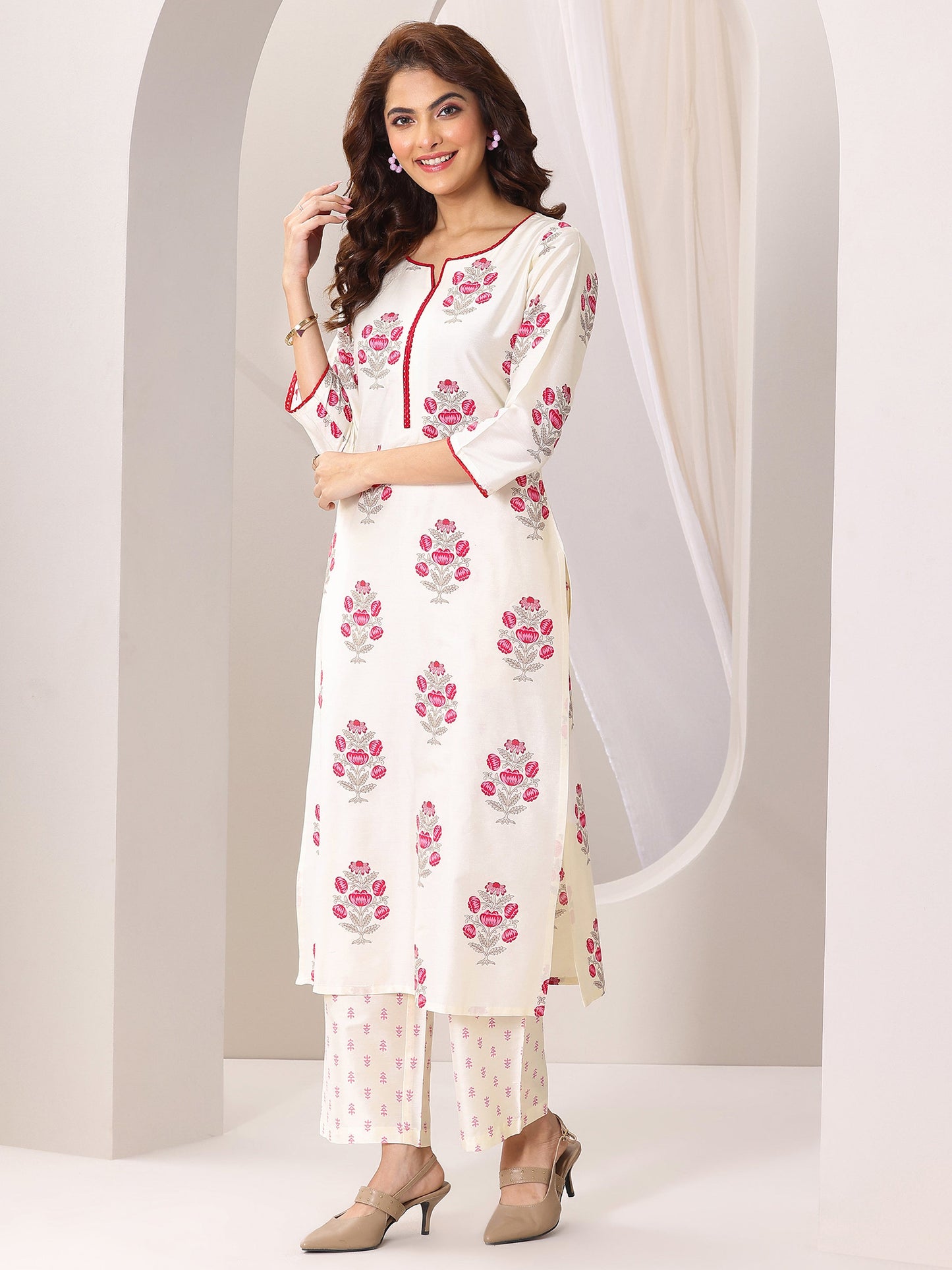 Off White Printed Chanderi Silk Straight Suit Set With Dupatta