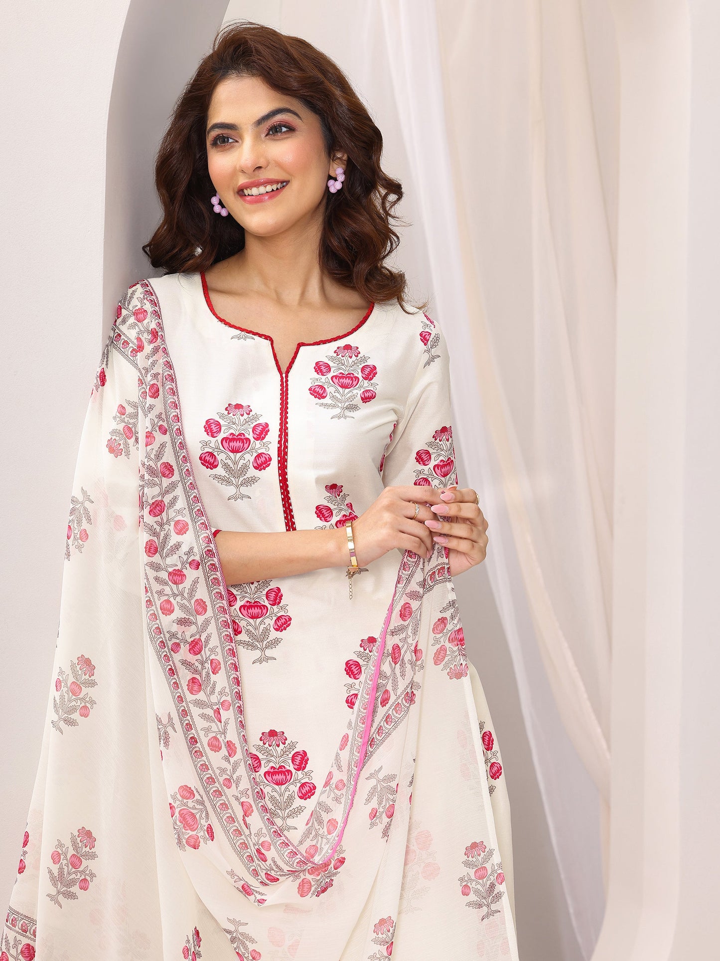 Off White Printed Chanderi Silk Straight Suit Set With Dupatta