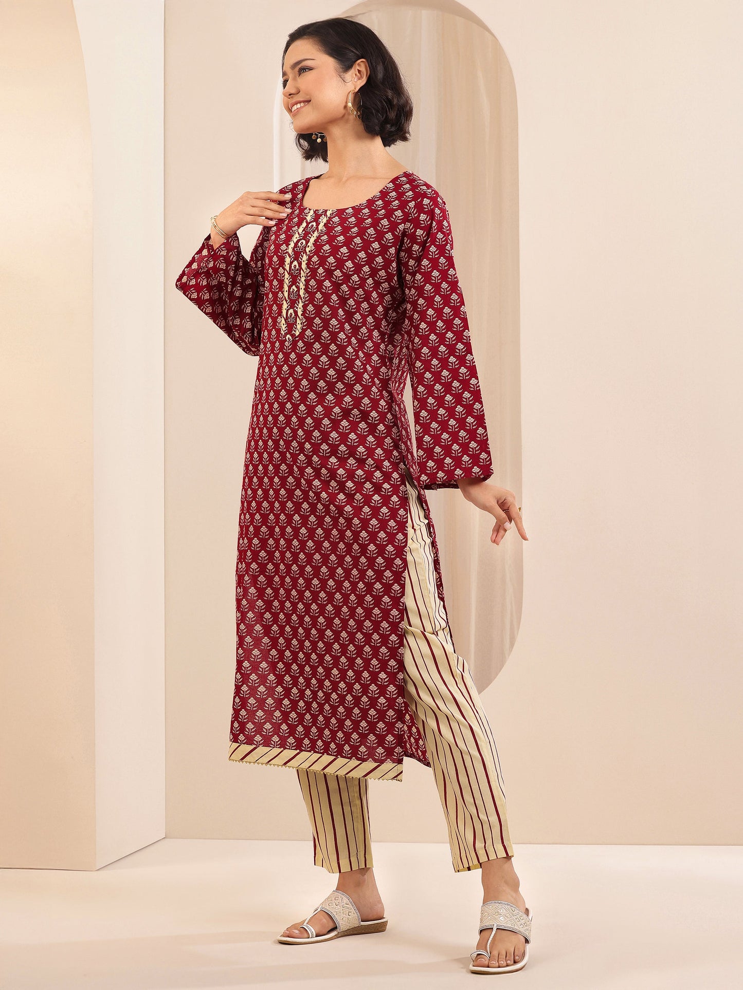 Maroon Printed Cotton Straight Suit Sets With Dupatta