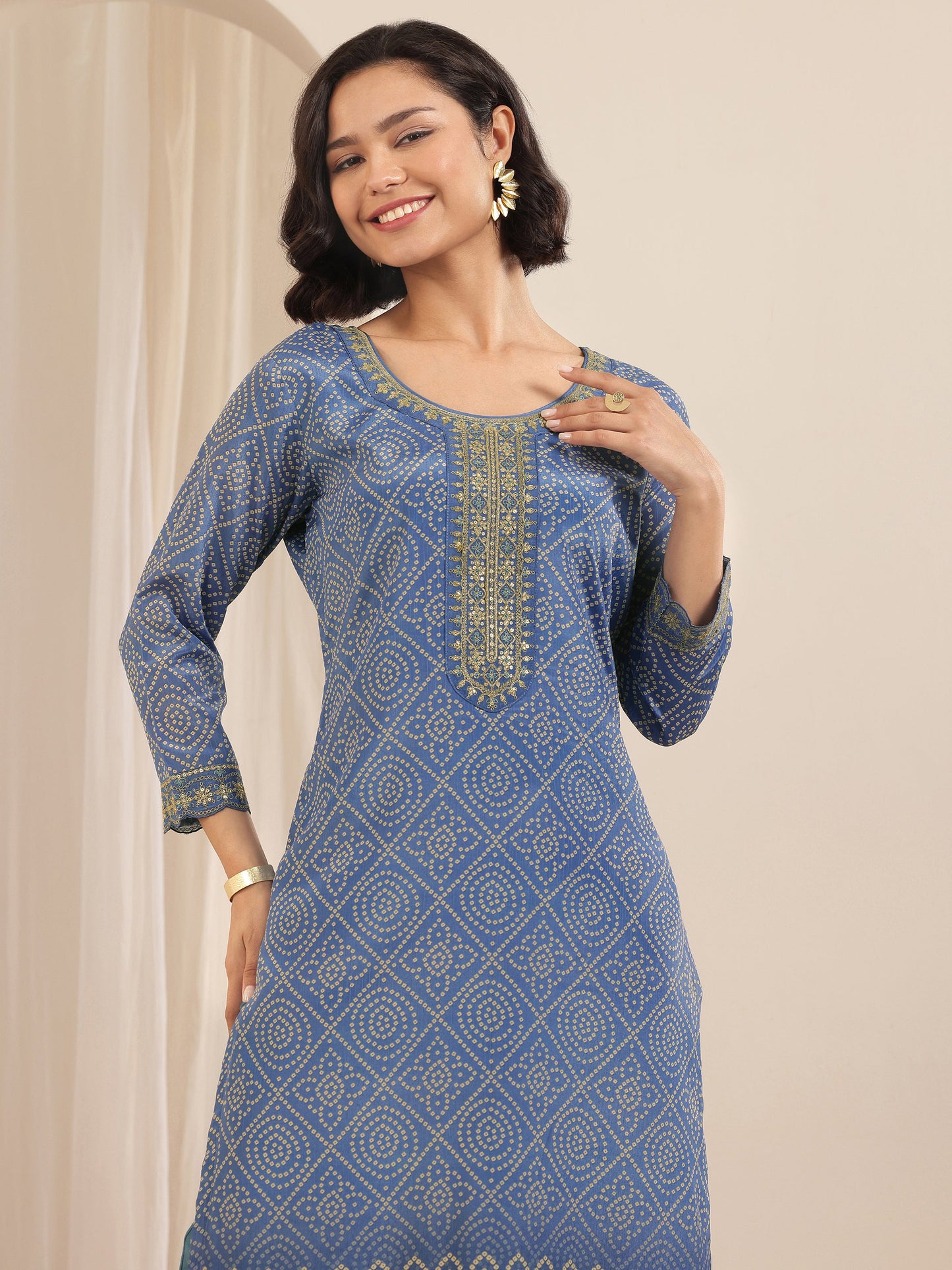 Blue Printed Chinon Straight Suit Sets With Dupatta