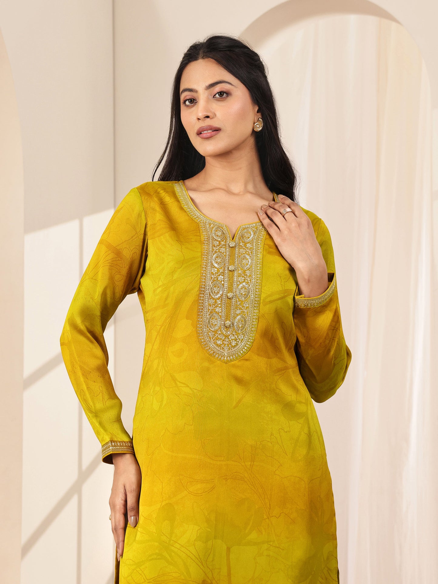 Mustard Printed Silk Blend Straight Suit Sets With Dupatta