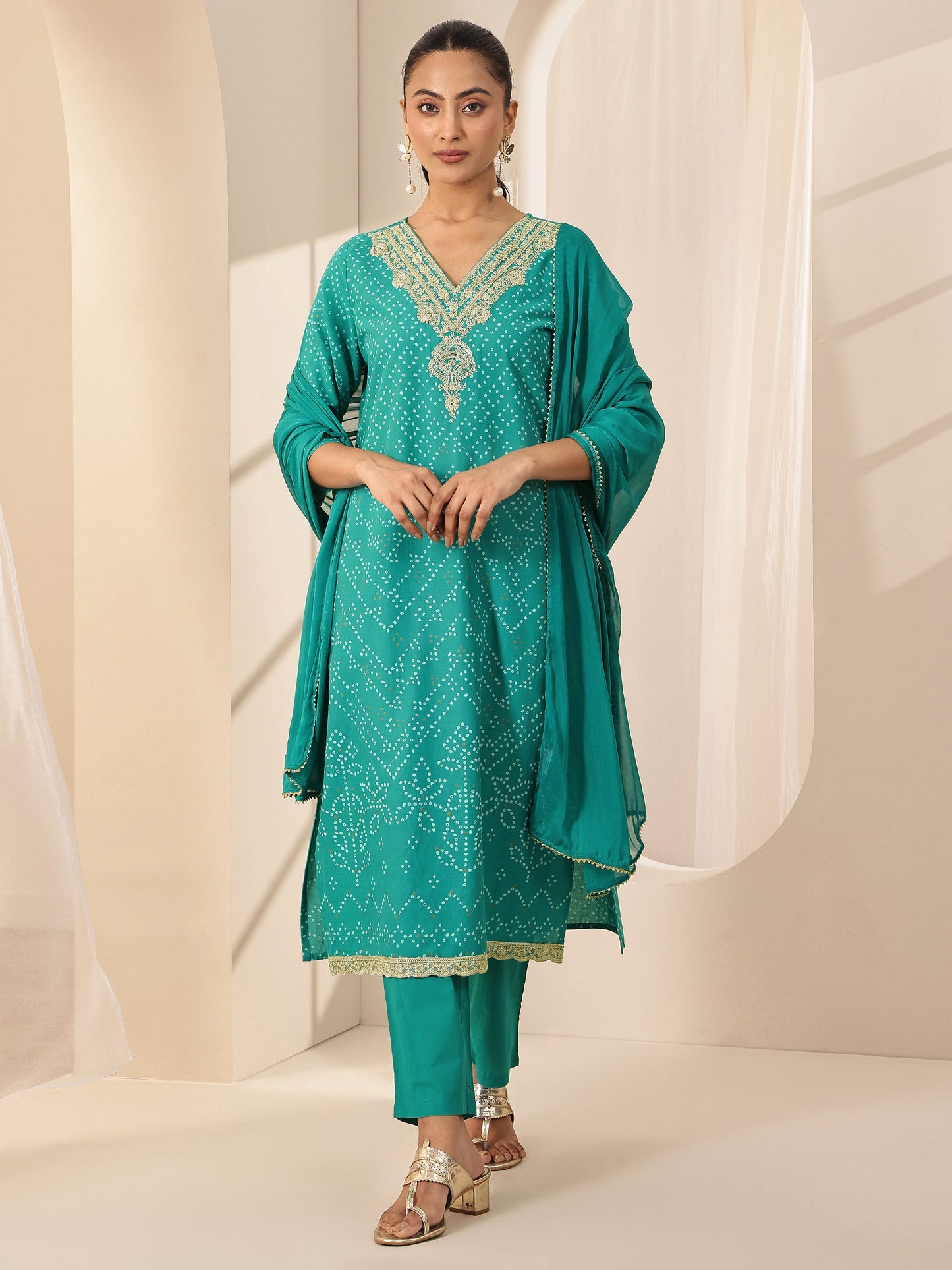 Turquoise Blue Printed Cotton Straight Suit Sets With Dupatta