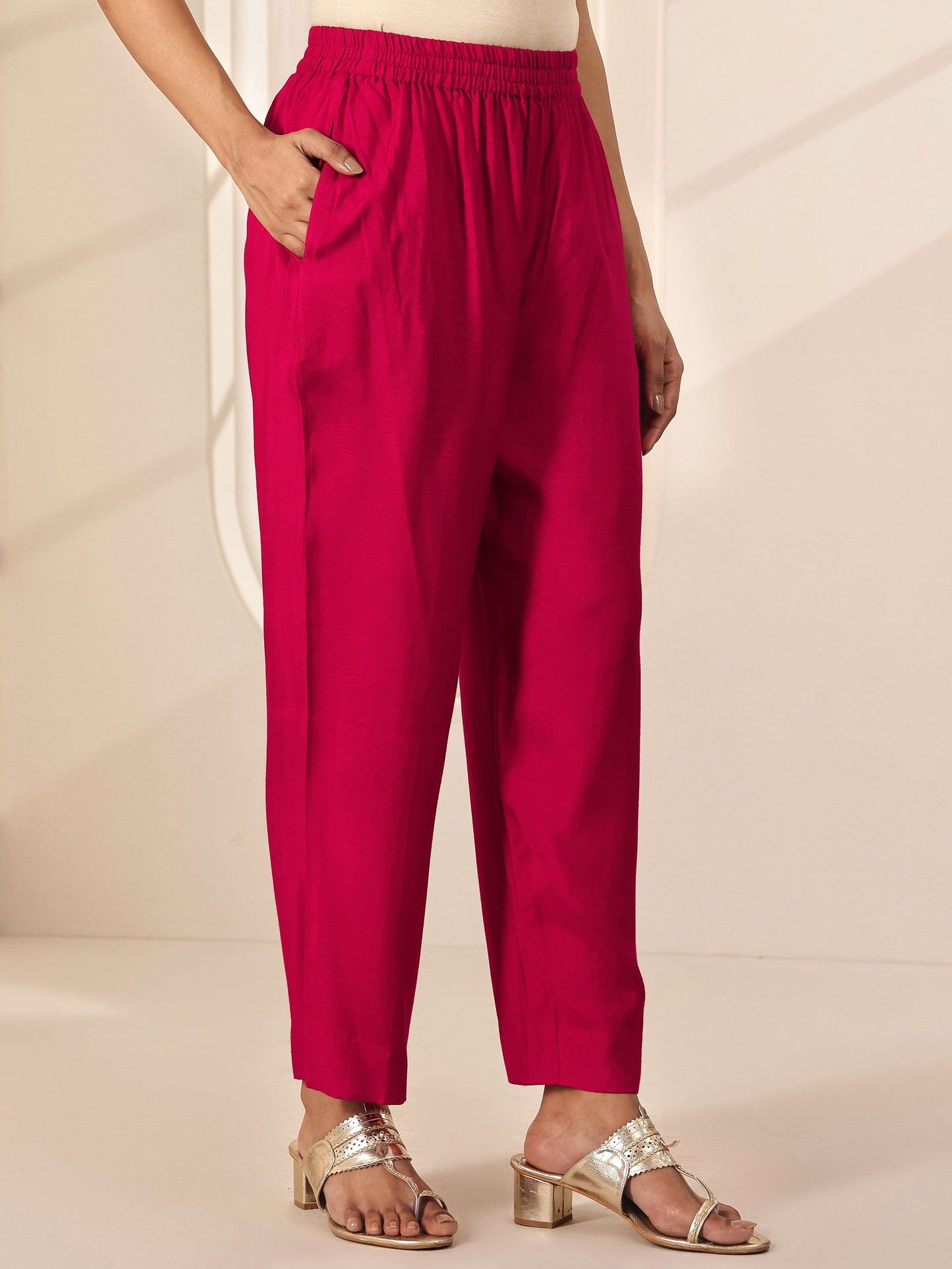 Red Printed Silk Blend Straight Suit Sets With Dupatta