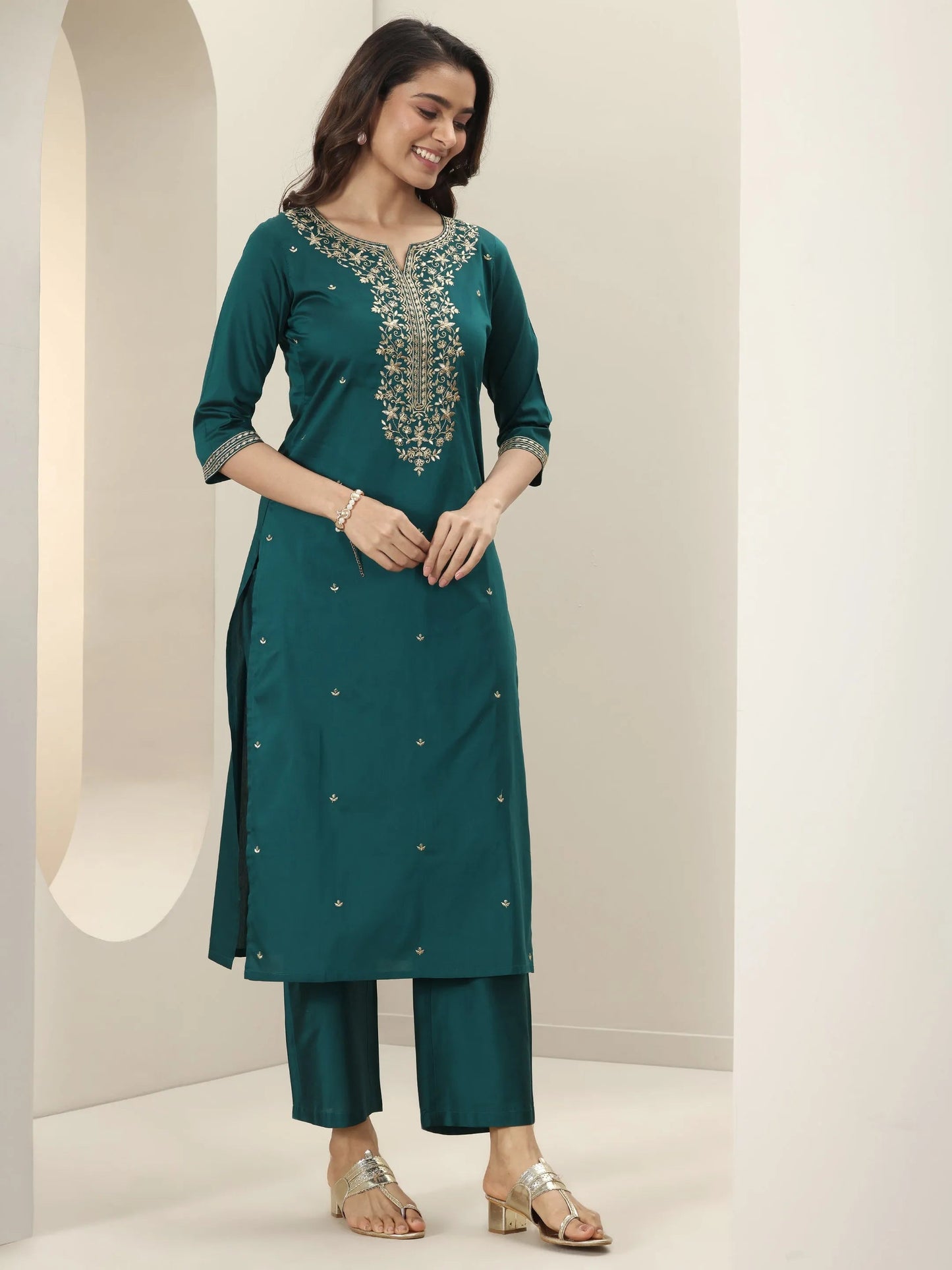 Teal Embroidered Silk Blend Straight Suit Set With Dupatta