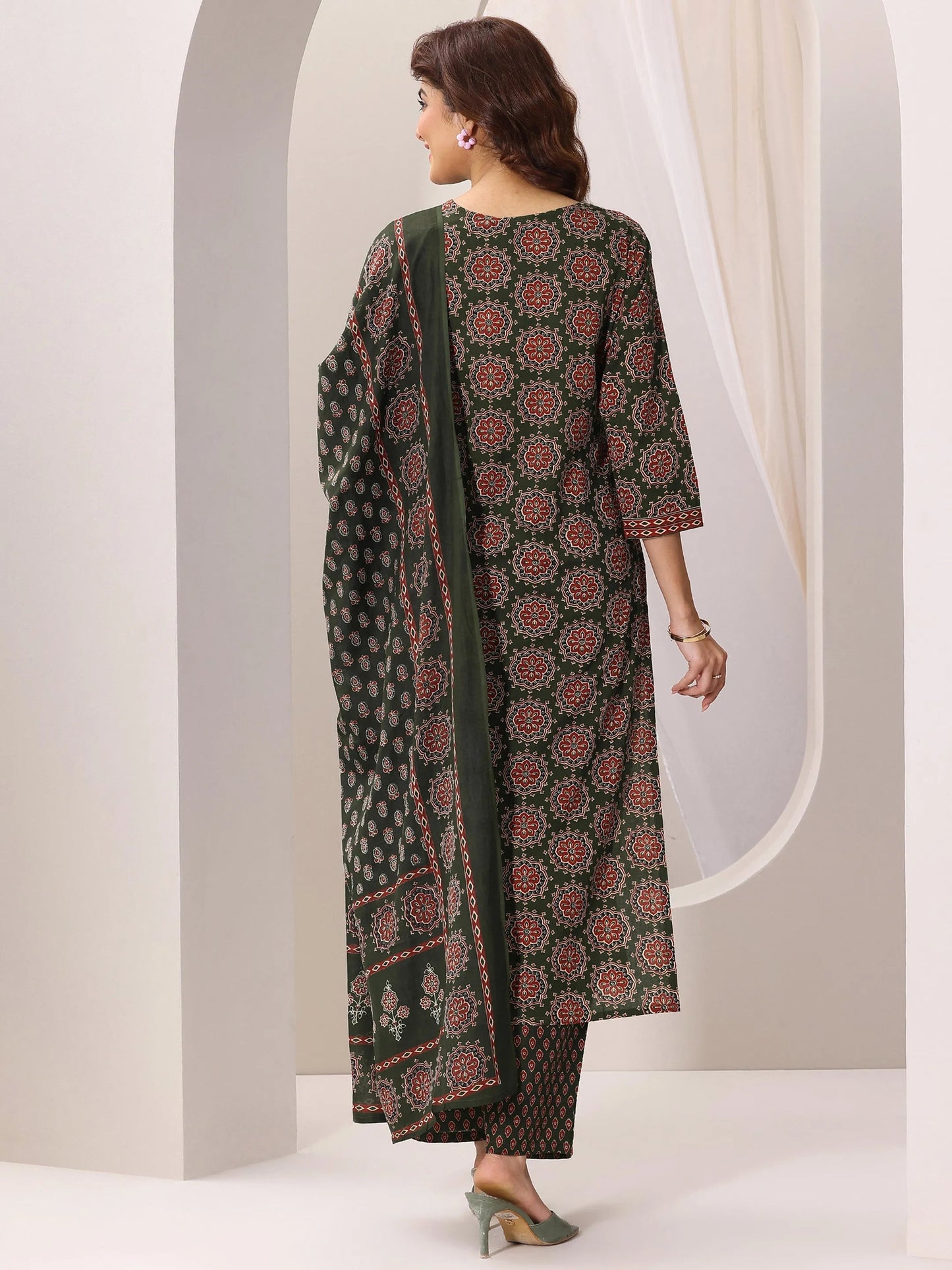 Green Printed Cotton Straight Suit Set With Dupatta