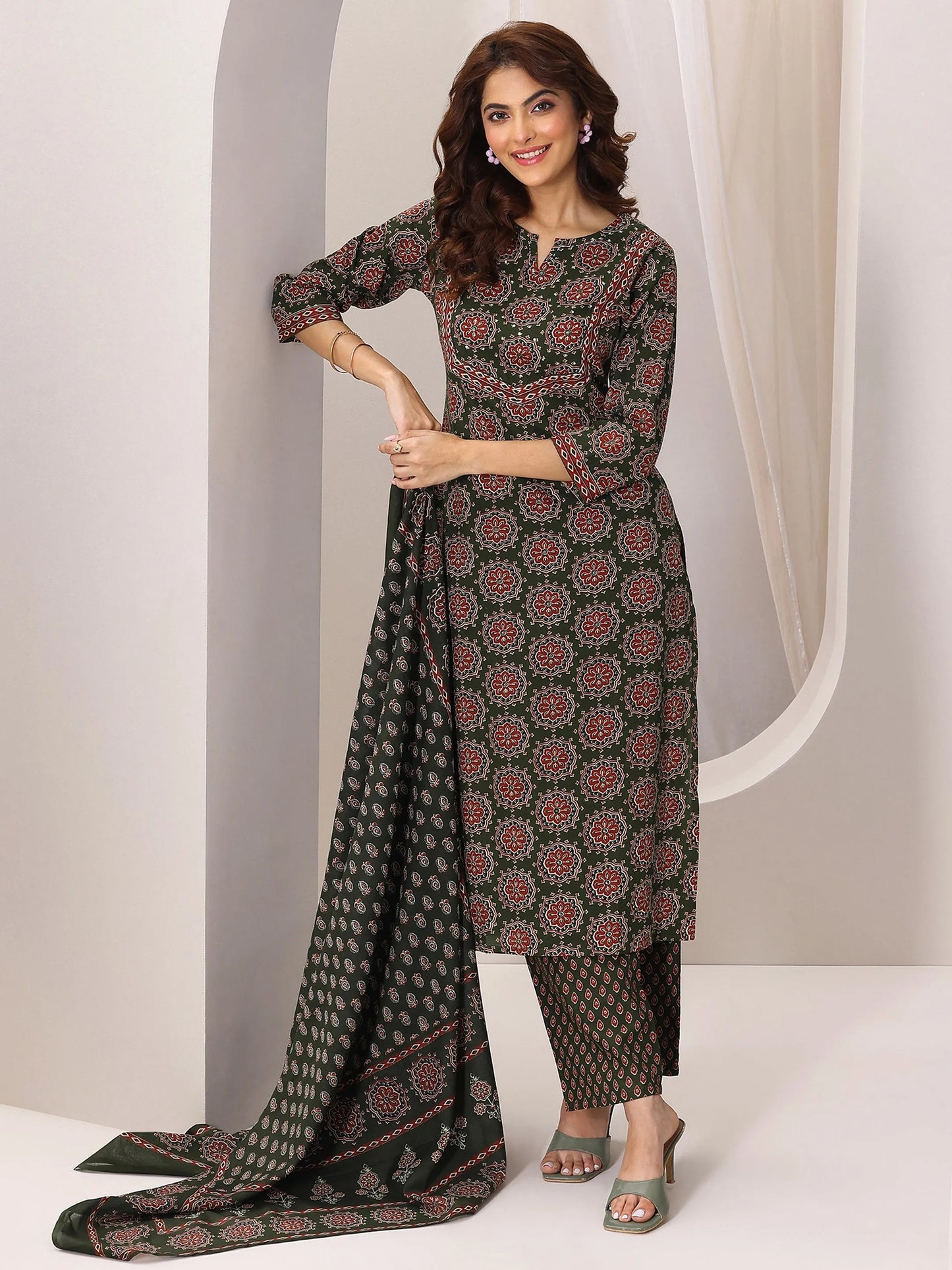 Green Printed Cotton Straight Suit Set With Dupatta