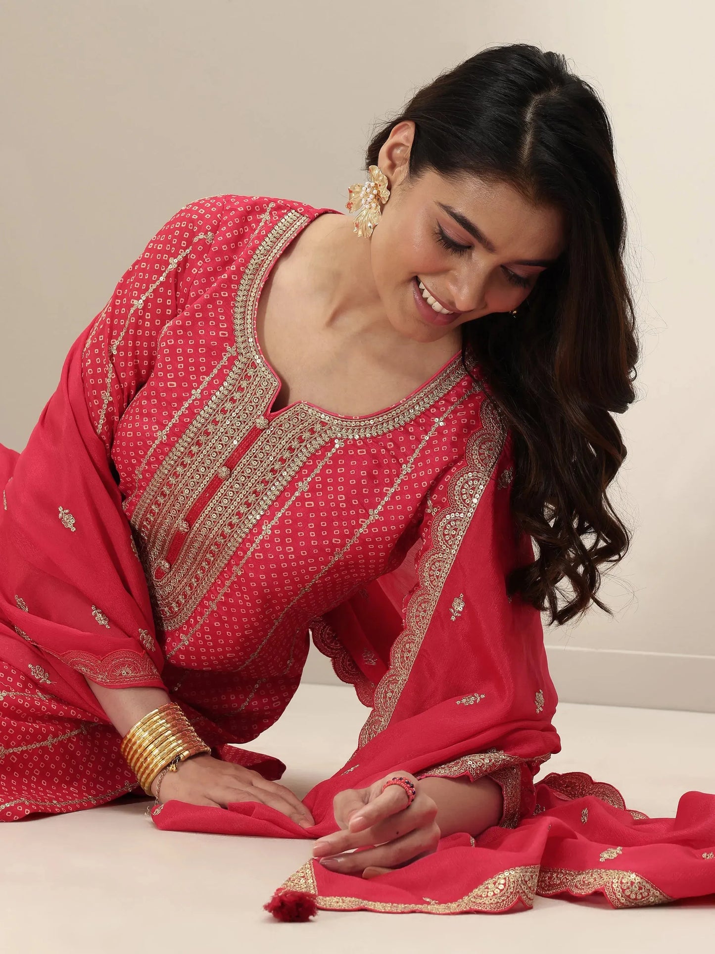 Red Printed Silk Blend Straight Suit Sets With Dupatta