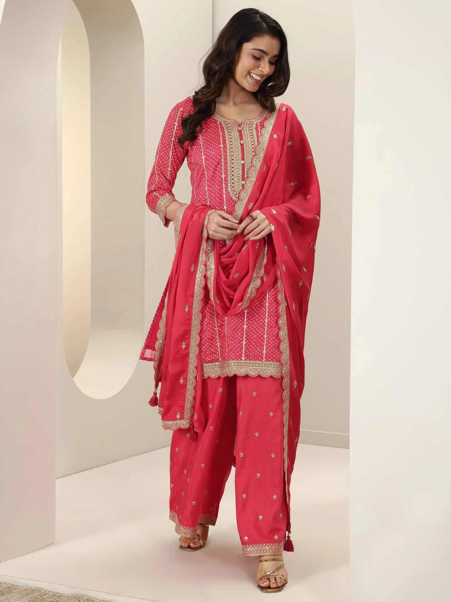 Red Printed Silk Blend Straight Suit Sets With Dupatta
