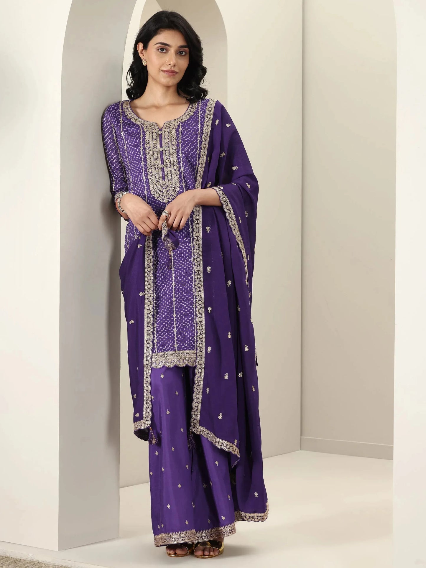 Purple Printed Silk Blend Straight Suit Sets With Dupatta