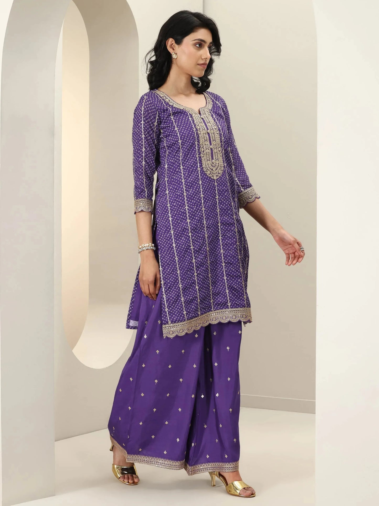 Purple Printed Silk Blend Straight Suit Sets With Dupatta