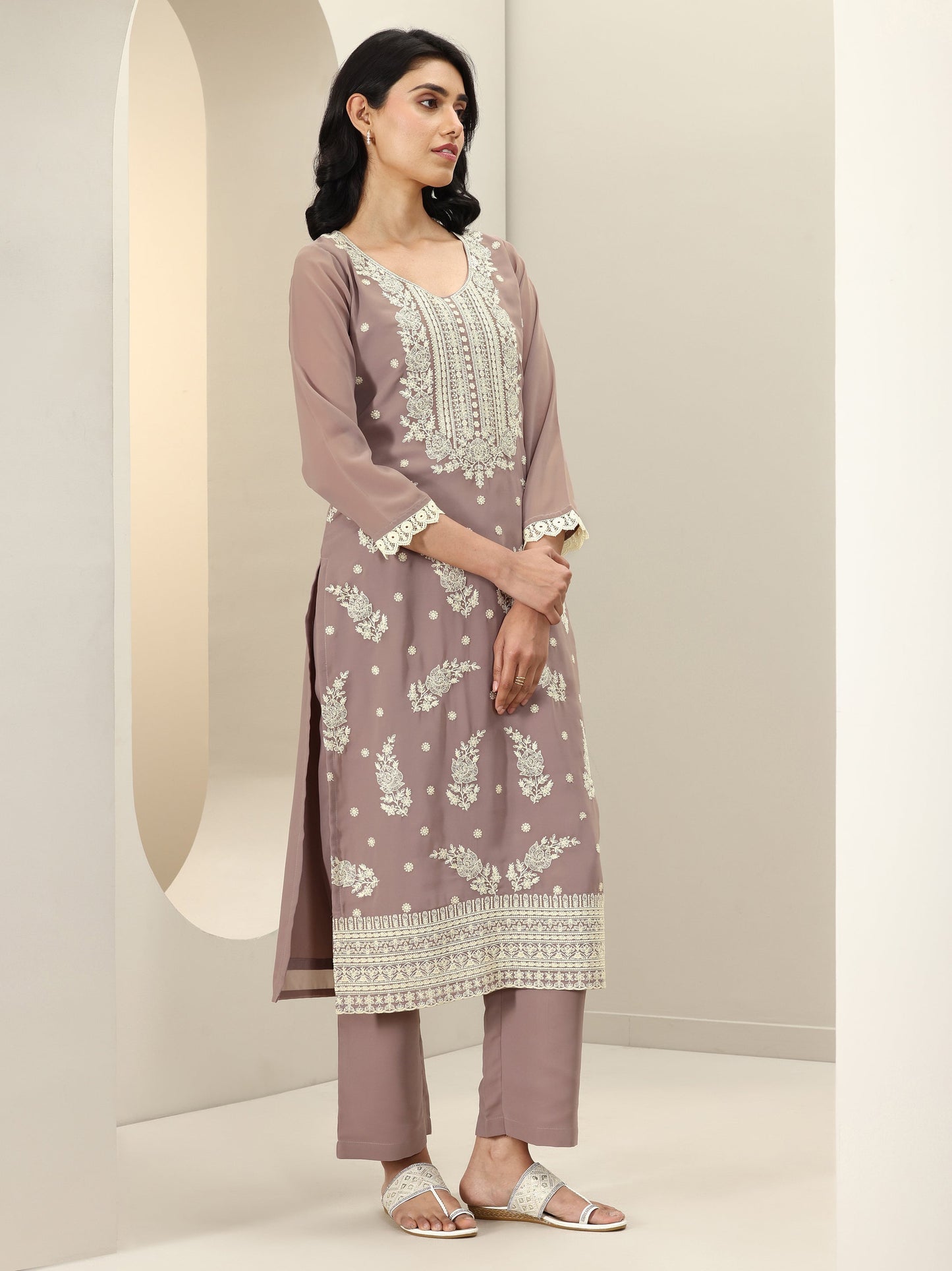 Mauve Embroidered Georgette Straight Suit Sets With Dupatta