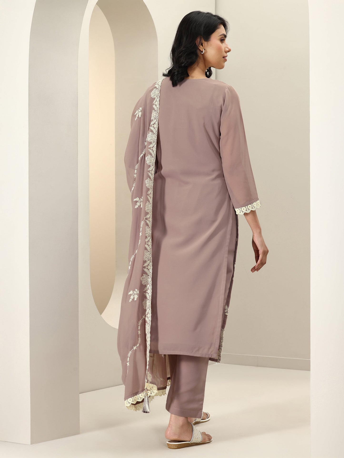 Mauve Embroidered Georgette Straight Suit Sets With Dupatta