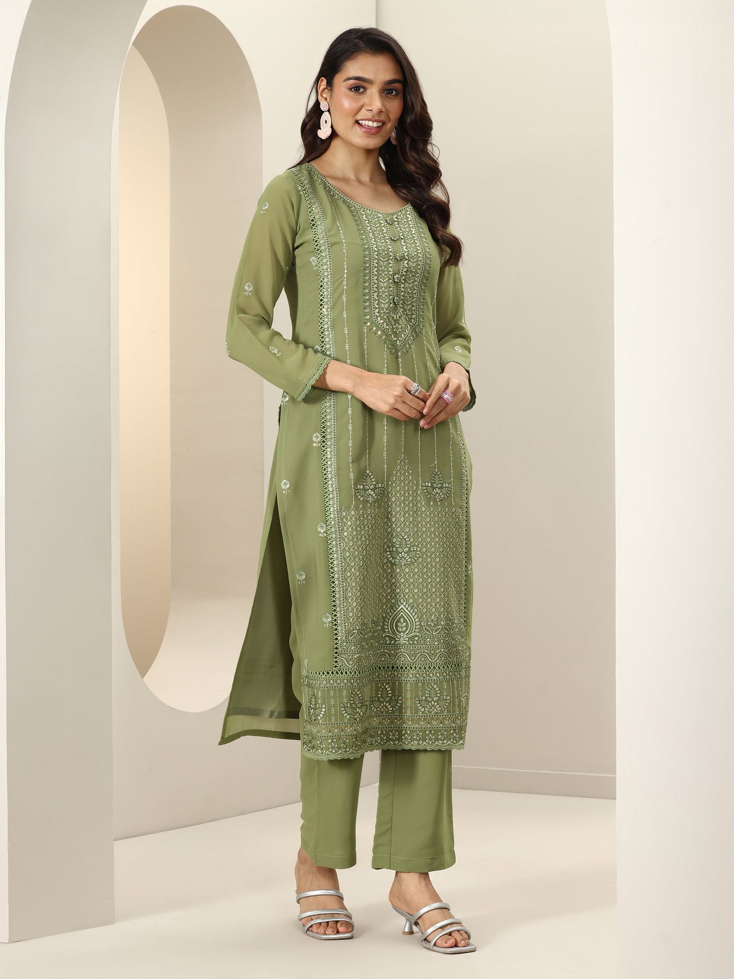 Green Embroidered Georgette Straight Suit Sets With Dupatta
