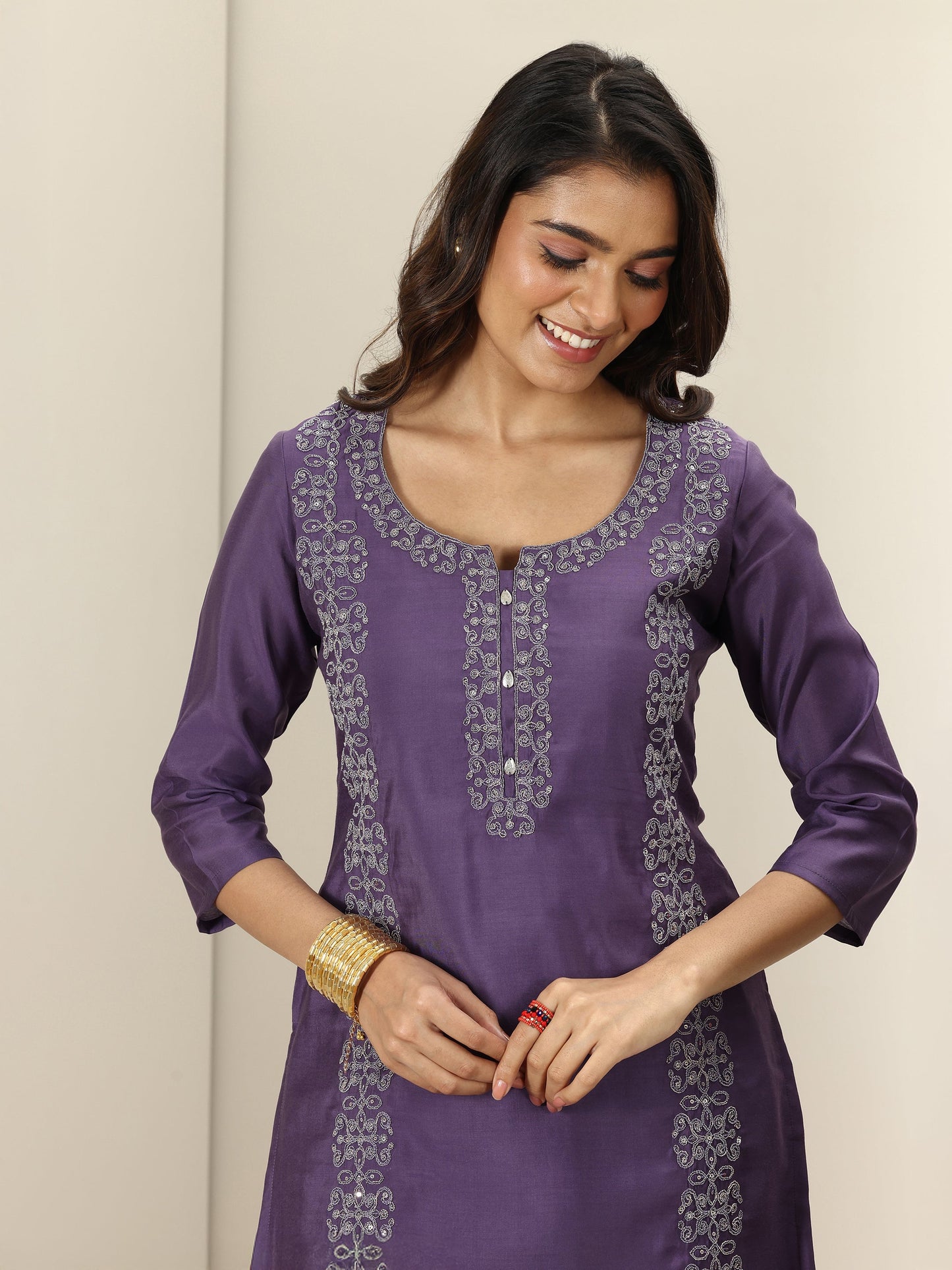 Purple Embroidered Silk Blend Straight Suit Sets With Dupatta